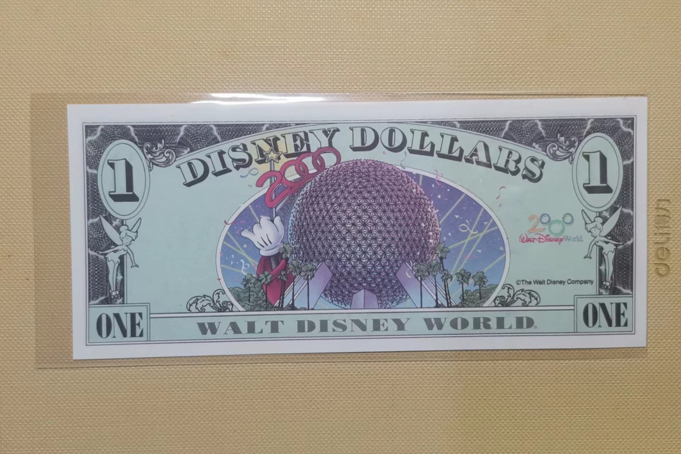 【易洋钱喜】第36场 外国纸币专场 2000年迪士尼1美元，图3有瑕疵