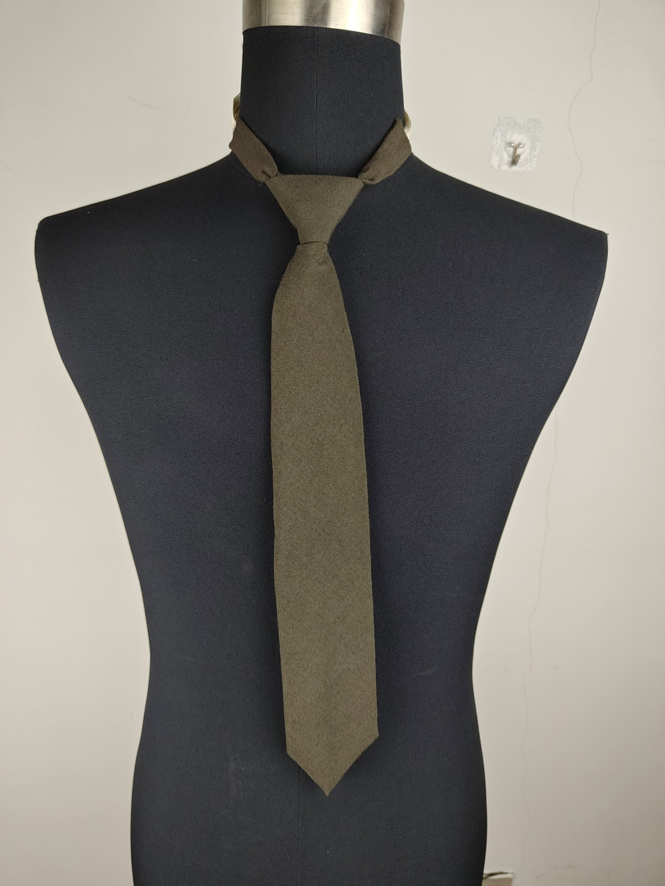 全场0元起拍 第127期 咸鱼国勋章拍卖专场 1月21日（周日）下午6：00开始 东德陆军/空军领带