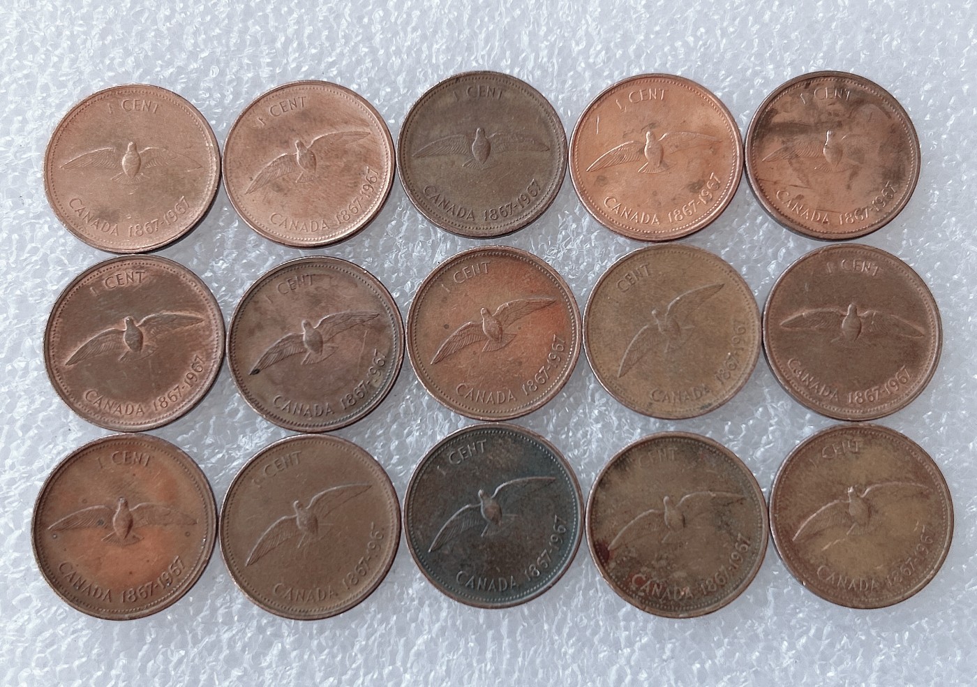 第一海外回流一元起拍收藏 散币场 第58期 加拿大1分海鸥1967年联邦100年纪念币 15枚