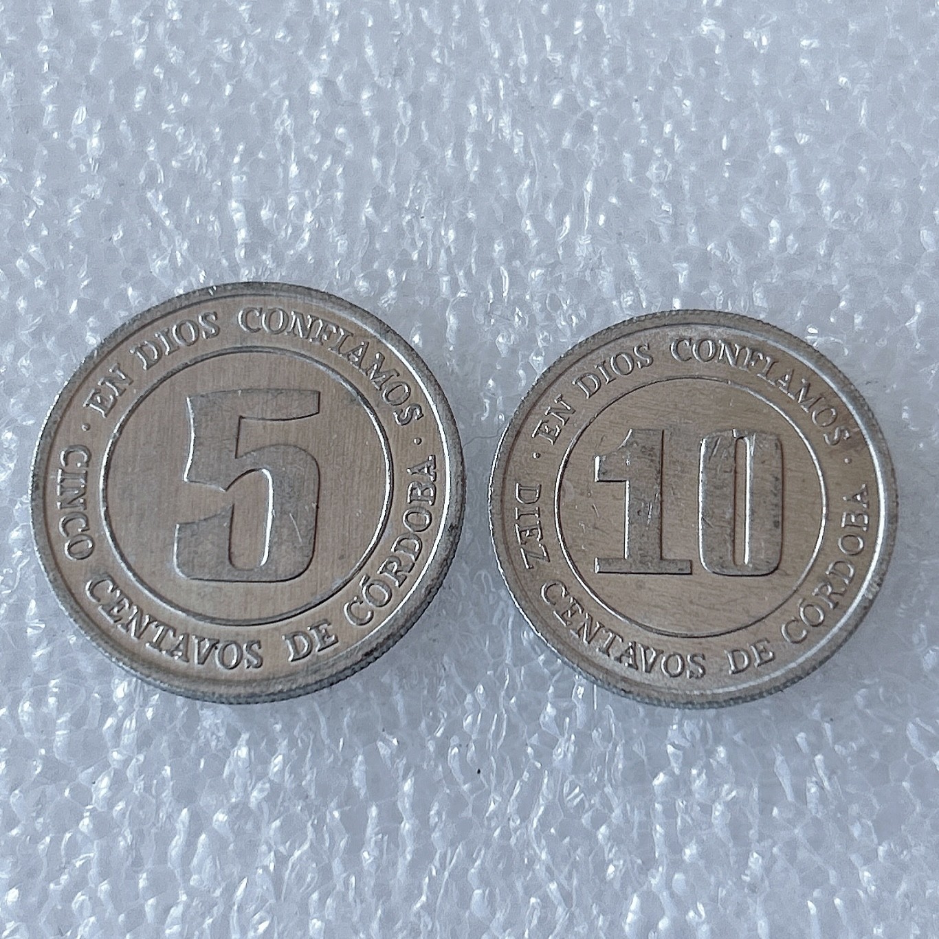 第一海外回流一元起拍收藏 散币场 第58期 尼加拉瓜1974年世界粮农组织FAO国徽地图5分10分纪念币两枚