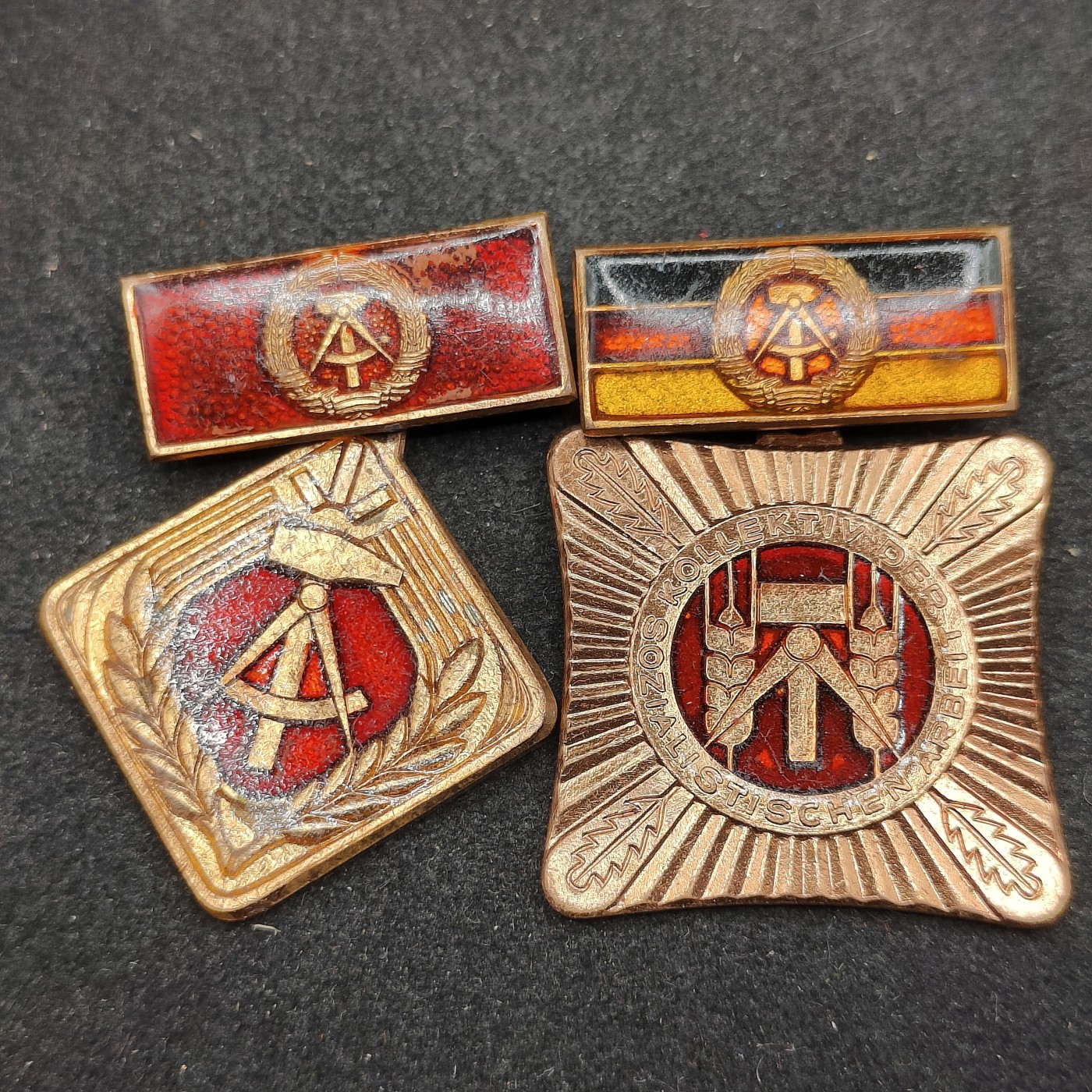 全场0元起拍 第127期 咸鱼国勋章拍卖专场 1月21日（周日）下午6：00开始 东德劳动奖章两个