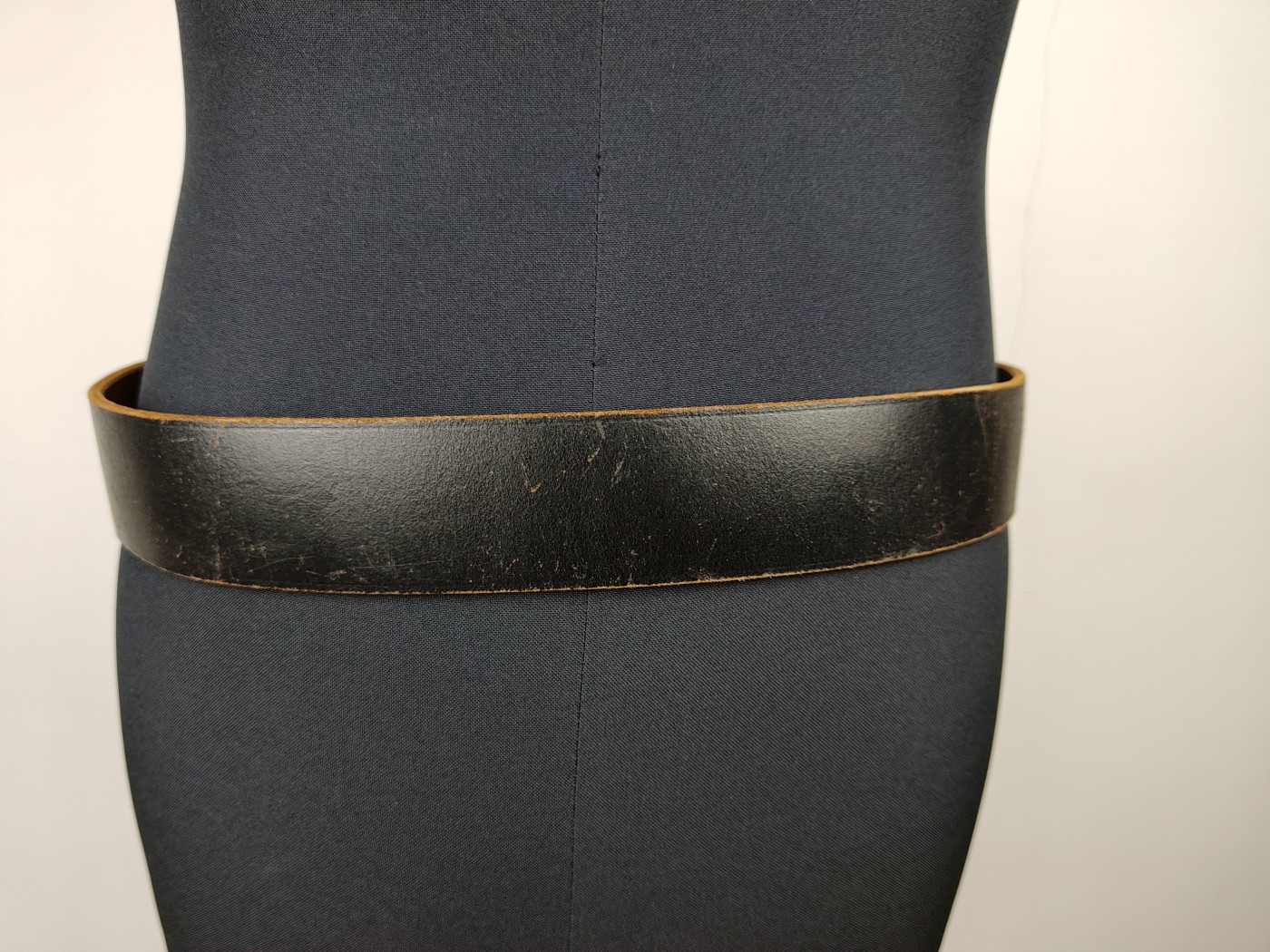 全场0元起拍 第127期 咸鱼国勋章拍卖专场 1月21日（周日）下午6：00开始 西德bgs 军官双针腰带 105CM