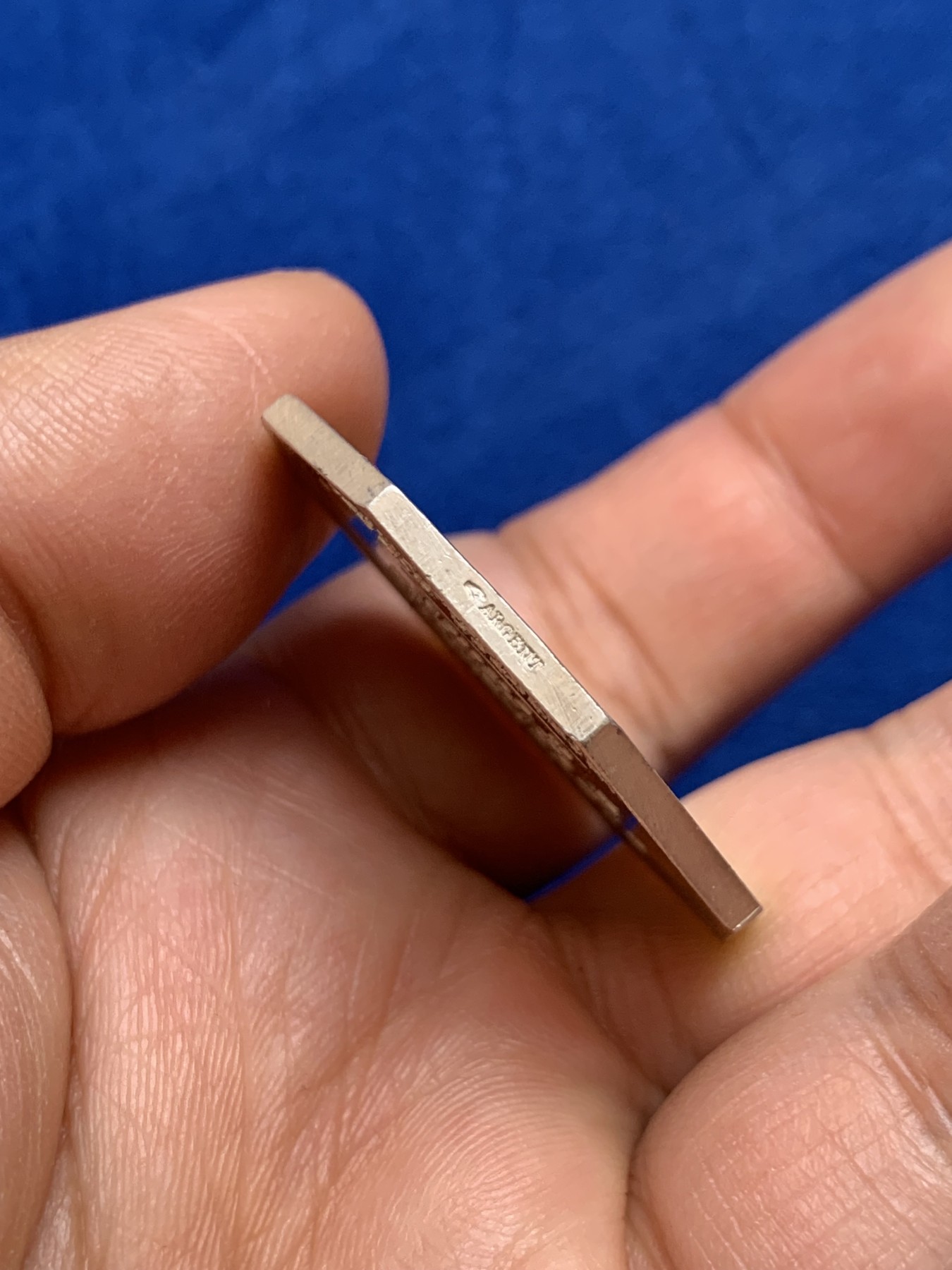 《竞宝斋》第237场- 周日，周一，周二，周日 疯狂4连拍 (全场包邮) 法国巴黎火灾保险公司银质八角，18.97g，36.3mm，手指边铭