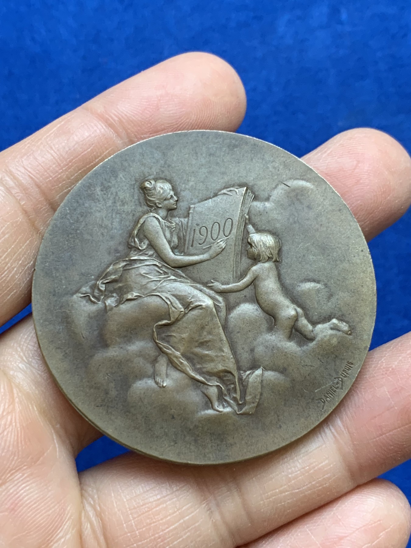 《竞宝斋》第237场- 周日，周一，周二，周日 疯狂4连拍 (全场包邮) 法国“云上天使”巴黎造币厂铜章，59.51g，50.3mm，丰饶角铜标