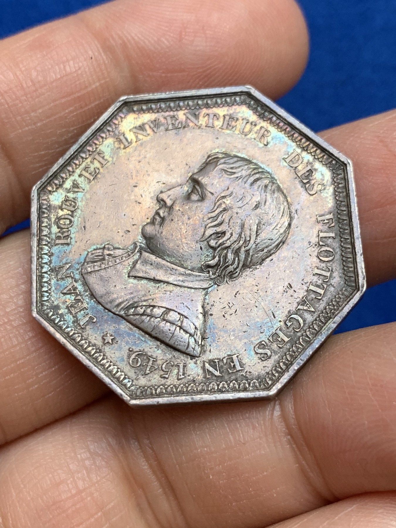 《竞宝斋》第237场- 周日，周一，周二，周日 疯狂4连拍 (全场包邮) 法国伐木协会八角银质代币，15.07g，33.2mm，早期无边铭