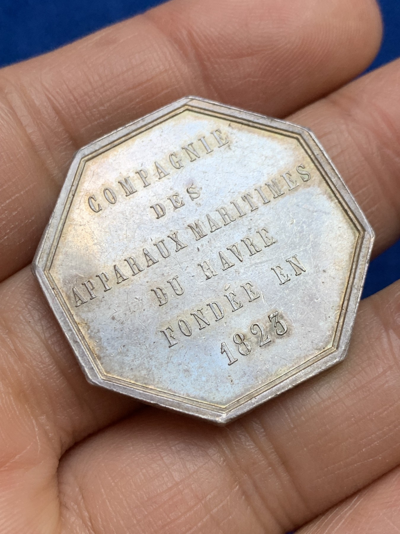 《竞宝斋》第237场- 周日，周一，周二，周日 疯狂4连拍 (全场包邮) 法国勒阿弗尔海事保险公司，14.82g，31.8mm，手指边铭，黄油彩