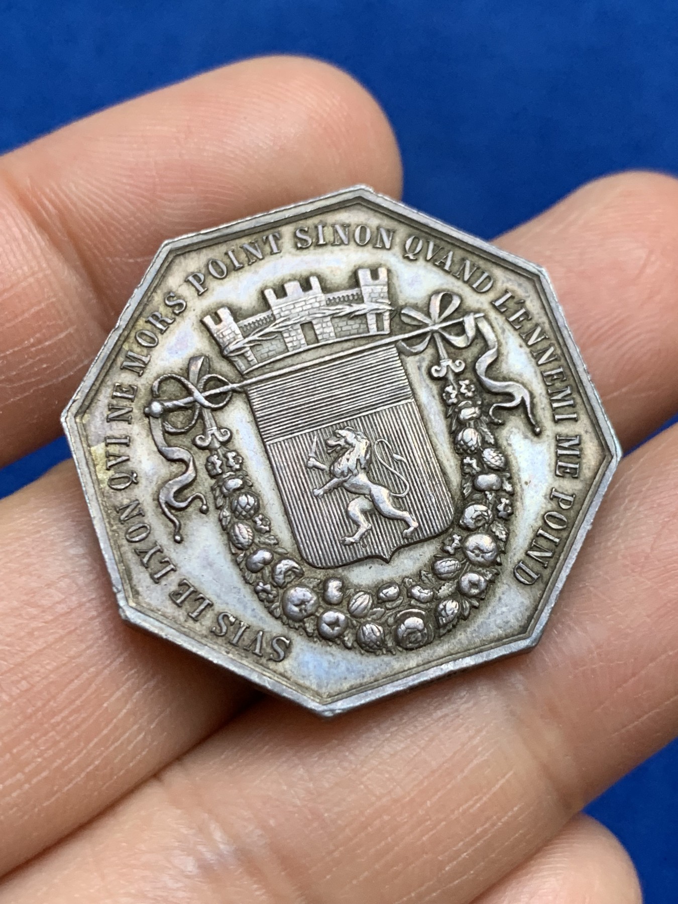 《竞宝斋》第237场- 周日，周一，周二，周日 疯狂4连拍 (全场包邮) 法国八角银章，里昂商会，16.46g，31.8mm，蜜蜂边铭