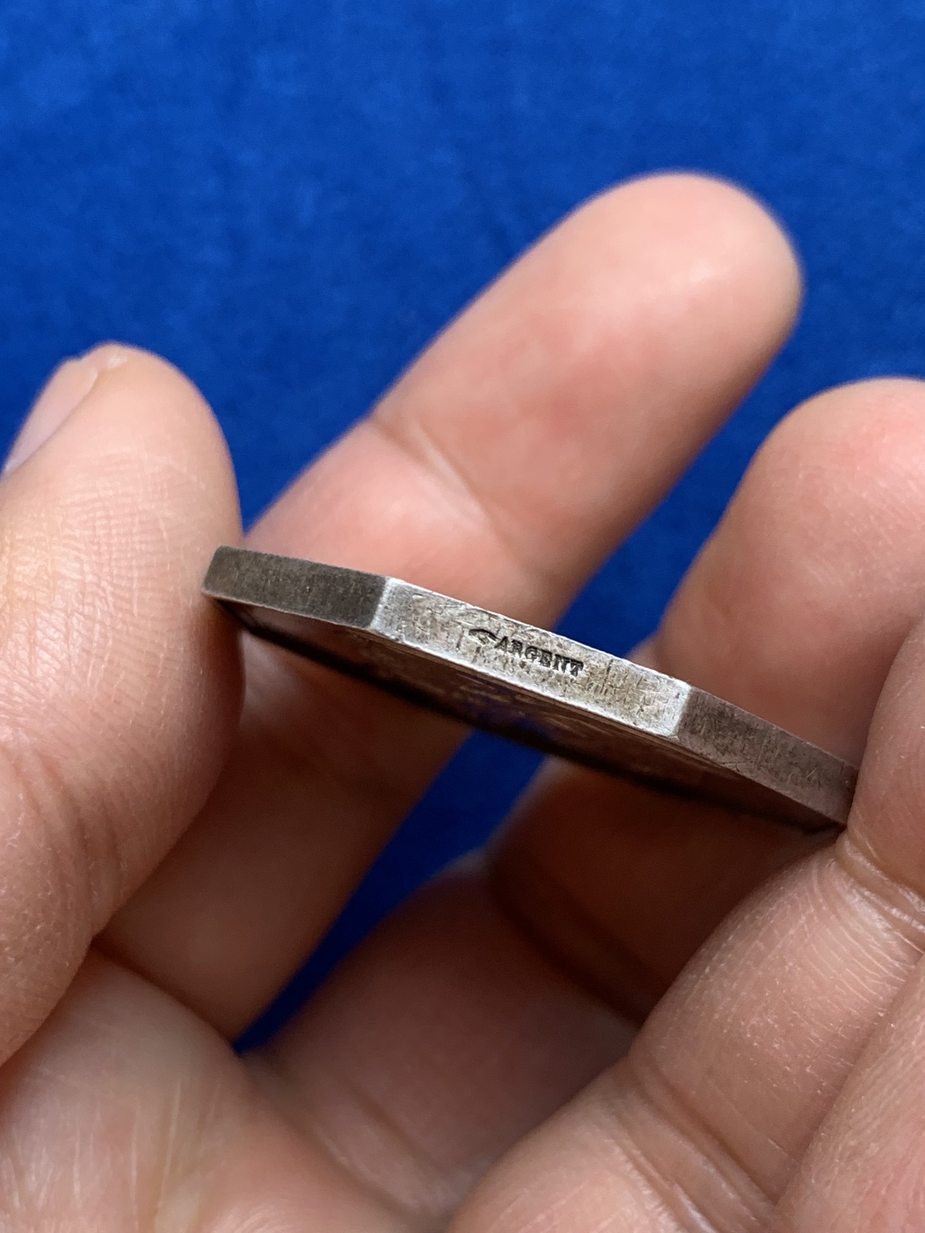 《竞宝斋》第237场- 周日，周一，周二，周日 疯狂4连拍 (全场包邮) 法国巴黎一审法庭的法律和法律辩护银质八角jeton，19.57g，34.5mm，手指边铭