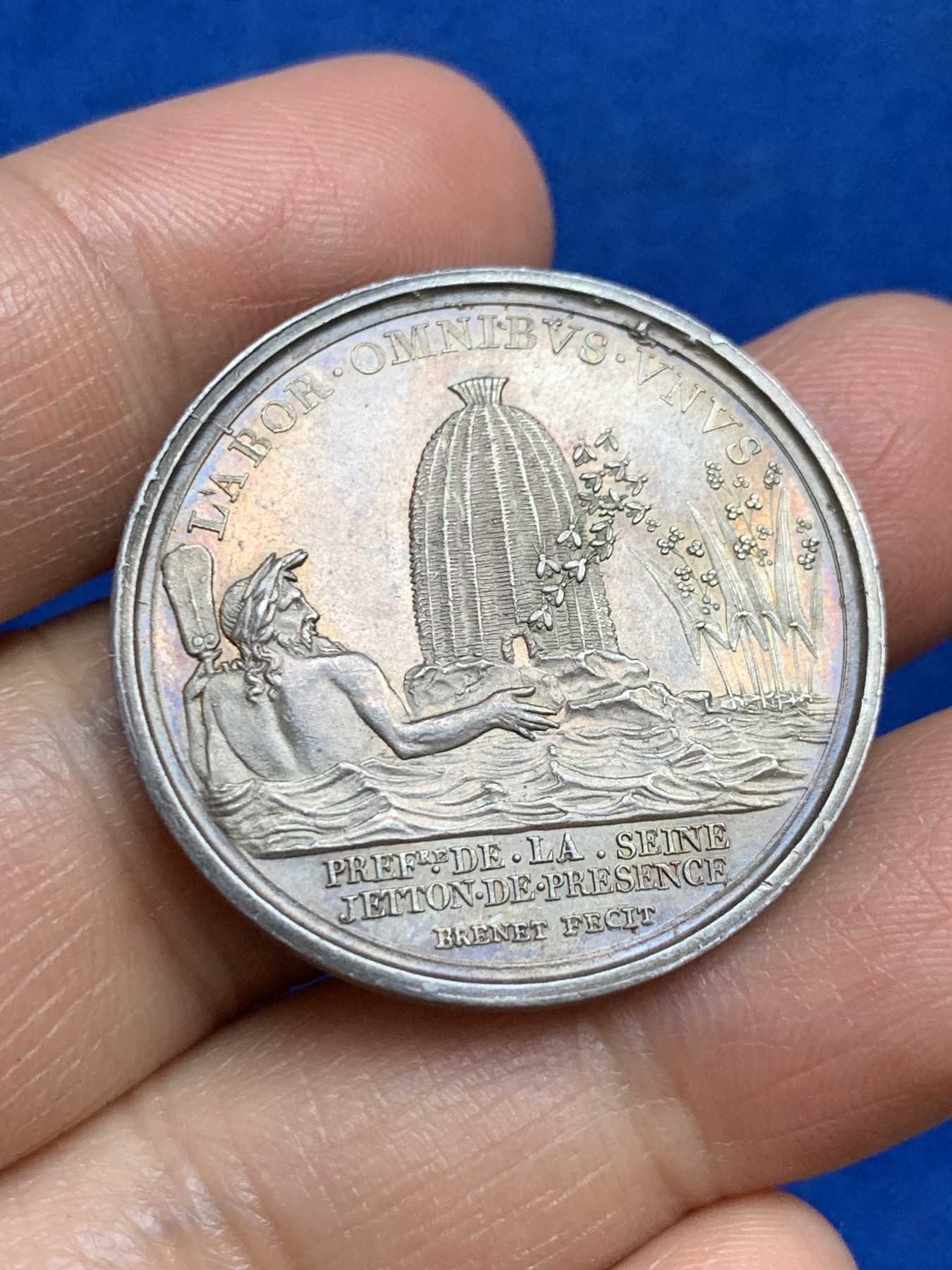 《竞宝斋》第237场- 周日，周一，周二，周日 疯狂4连拍 (全场包邮) 法国巴黎塞纳河行政区银质代币，塞纳河河神，11.33g，32.6mm，早期无边铭