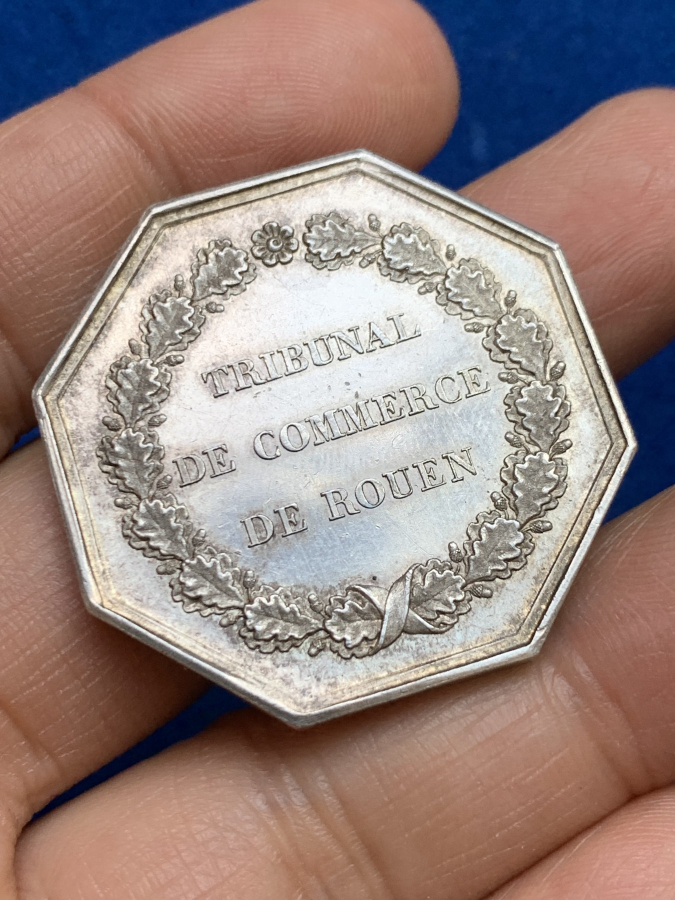 《竞宝斋》第237场- 周日，周一，周二，周日 疯狂4连拍 (全场包邮) 法国鲁昂商事法庭八角银质代币，20.18，36.2mm，油灯边铭