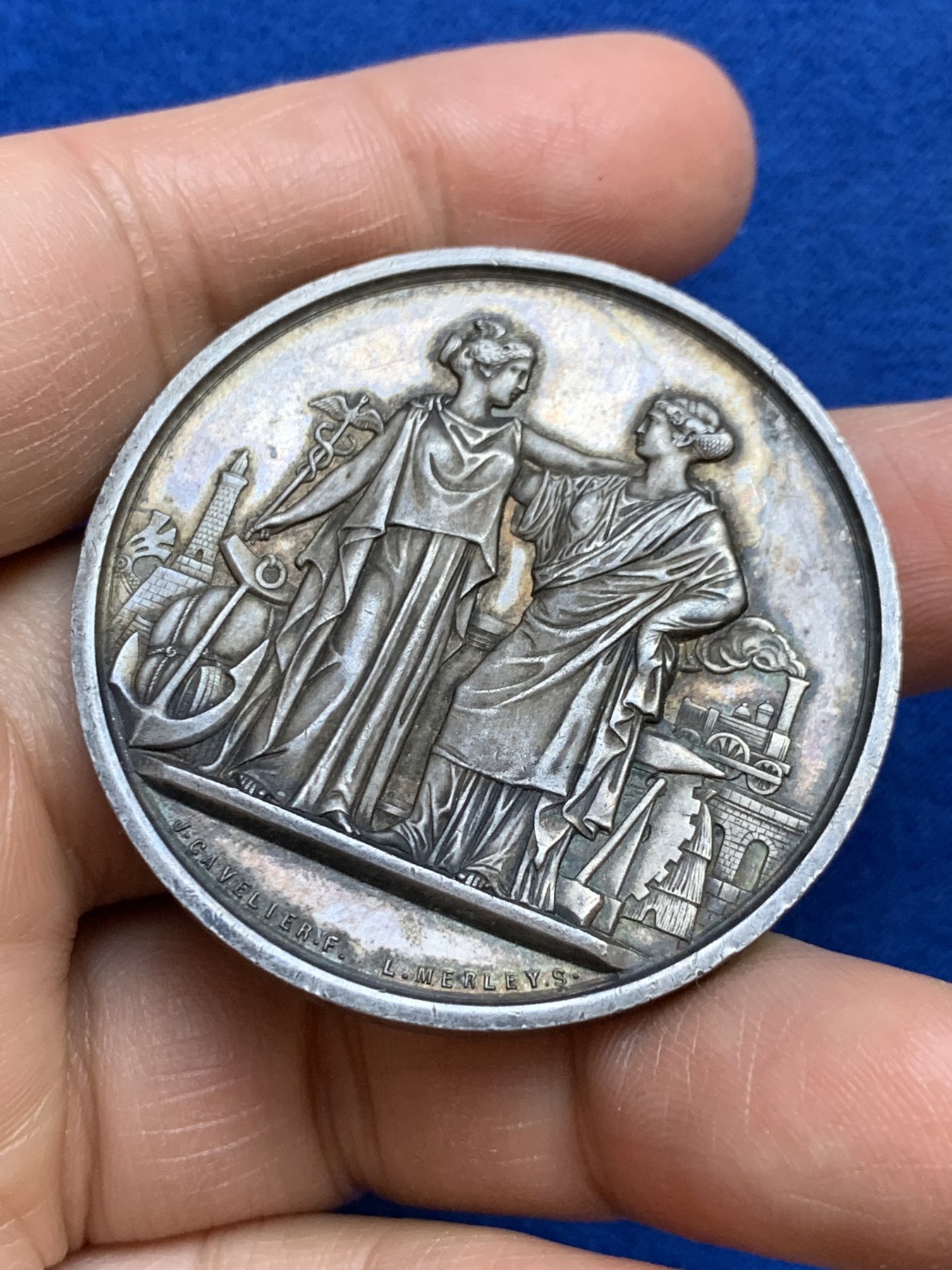 《竞宝斋》第237场- 周日，周一，周二，周日 疯狂4连拍 (全场包邮) 法国巴黎国家折扣柜台银章，44.82g，45.5mm，1879年仅铸造一个月的烟斗边铭，黄油底光