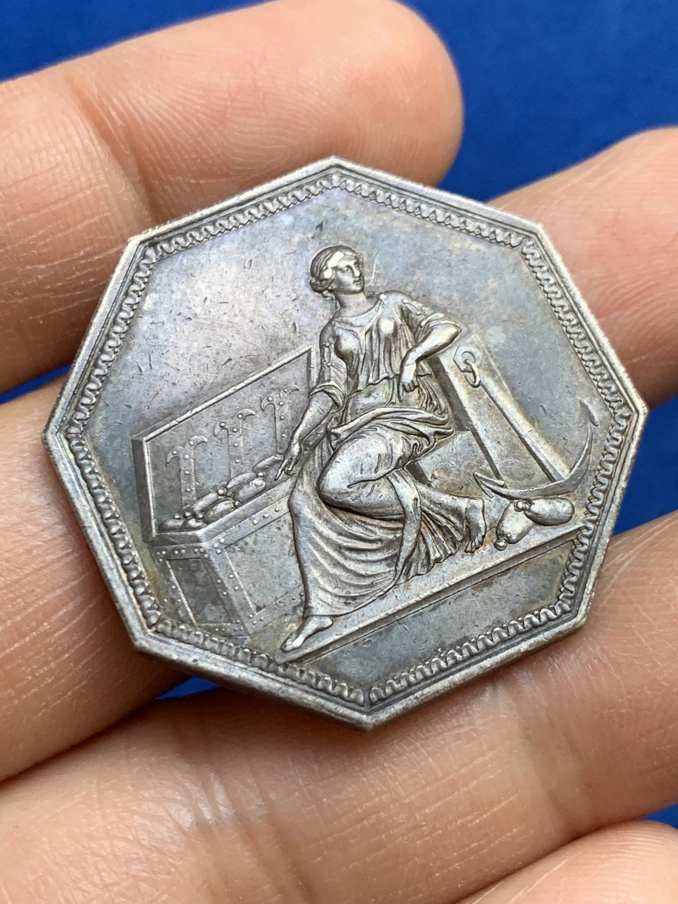 《竞宝斋》第237场- 周日，周一，周二，周日 疯狂4连拍 (全场包邮) 法国八角银质代币，帝国折扣柜台，14.94g，33.9mm，早期无边铭