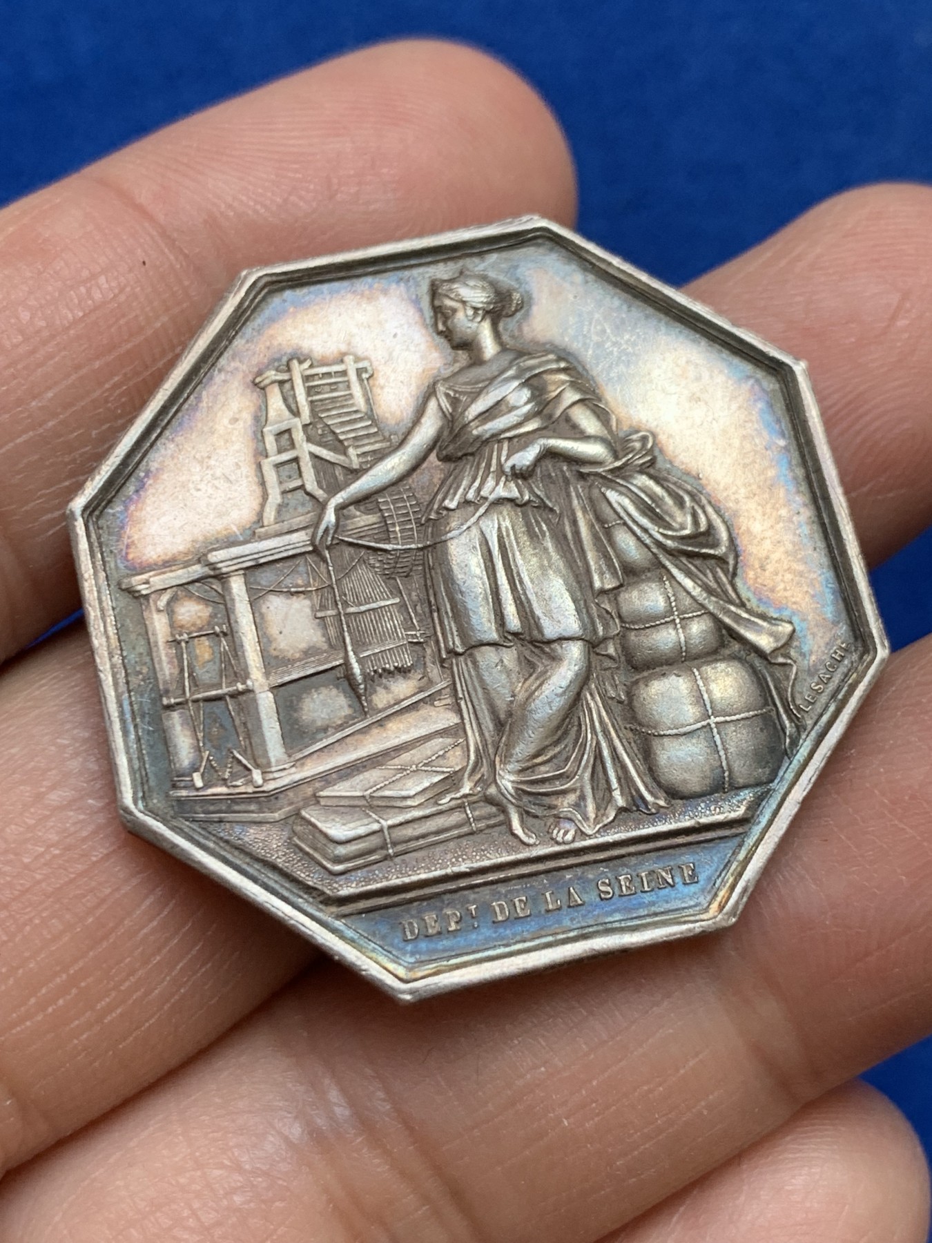 《竞宝斋》第237场- 周日，周一，周二，周日 疯狂4连拍 (全场包邮) 法国八角银章，塞纳河工会，18.42g，36.7mm，1860-1879年蜜蜂边铭