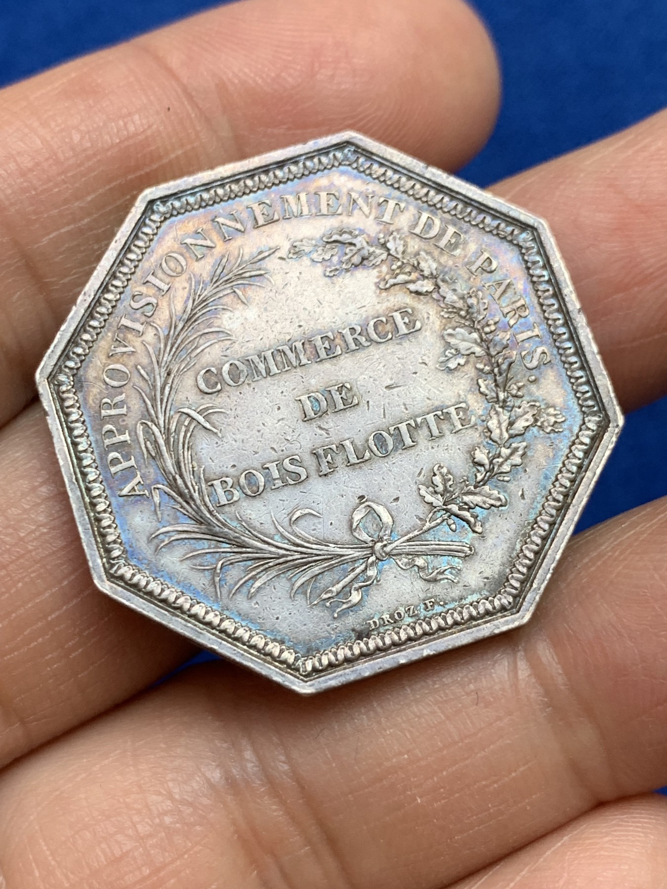 《竞宝斋》第237场- 周日，周一，周二，周日 疯狂4连拍 (全场包邮) 法国伐木协会八角银质代币，15.07g，33.2mm，早期无边铭