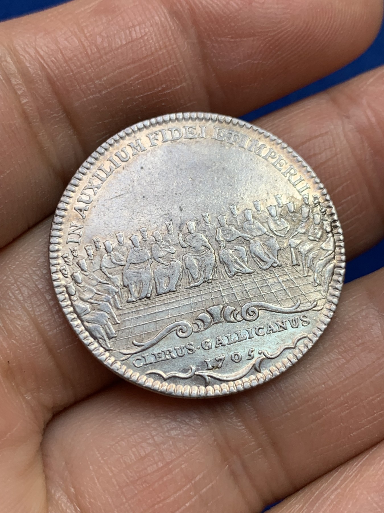 《竞宝斋》第237场- 周日，周一，周二，周日 疯狂4连拍 (全场包邮) 法国1705年牧师集会纪念银质代币，8.53g，29.6mm