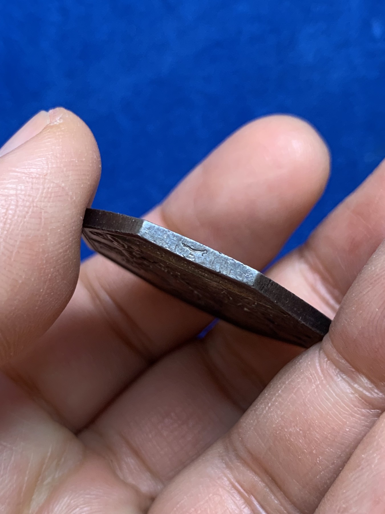 《竞宝斋》第237场- 周日，周一，周二，周日 疯狂4连拍 (全场包邮) 法国圣戈班皇家制镜公司八角银质jeton，32.3mm，19.02g，少见的神灯边铭（1832-1841年），五彩黄油包浆