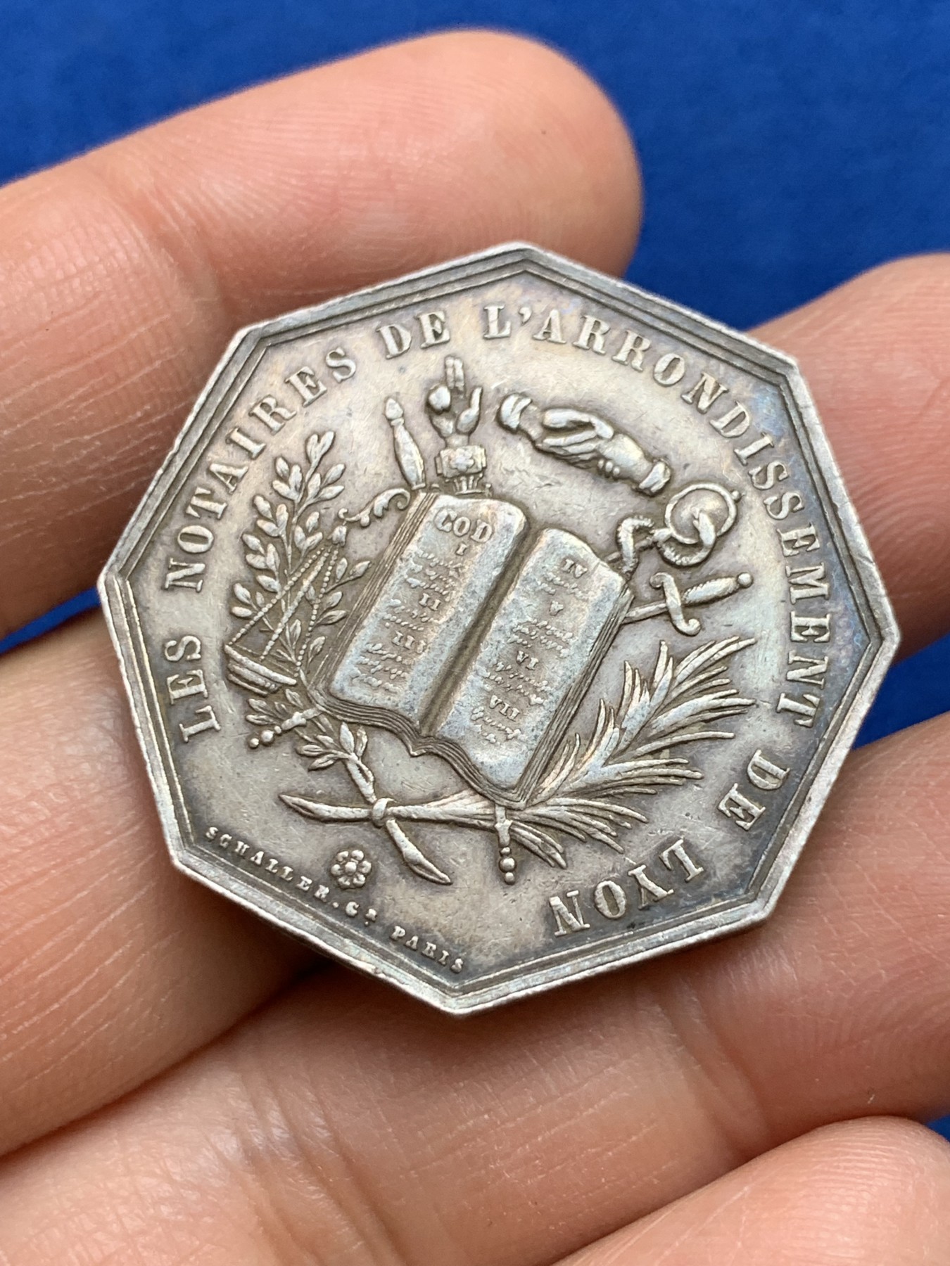 《竞宝斋》第237场- 周日，周一，周二，周日 疯狂4连拍 (全场包邮) 法国八角银章，里昂公证人，16.46g，32.6mm，丰饶角边铭