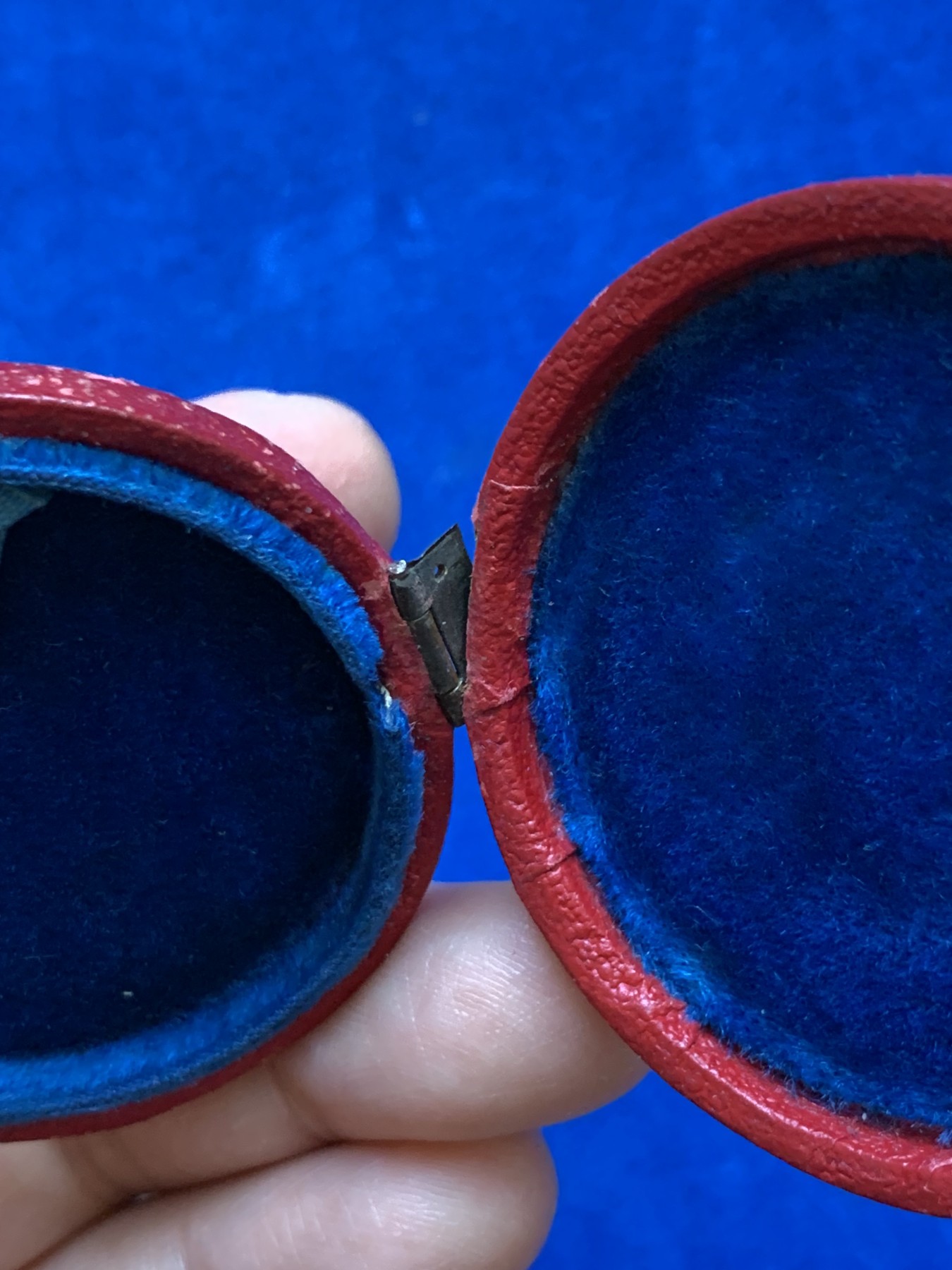 《竞宝斋》第237场- 周日，周一，周二，周日 疯狂4连拍 (全场包邮) 法国O.ROTY 1896年“SEMPER”永恒的爱 爱情与婚姻纪念银章，32.86g，41.3mm，丰饶角边铭，手工刻字