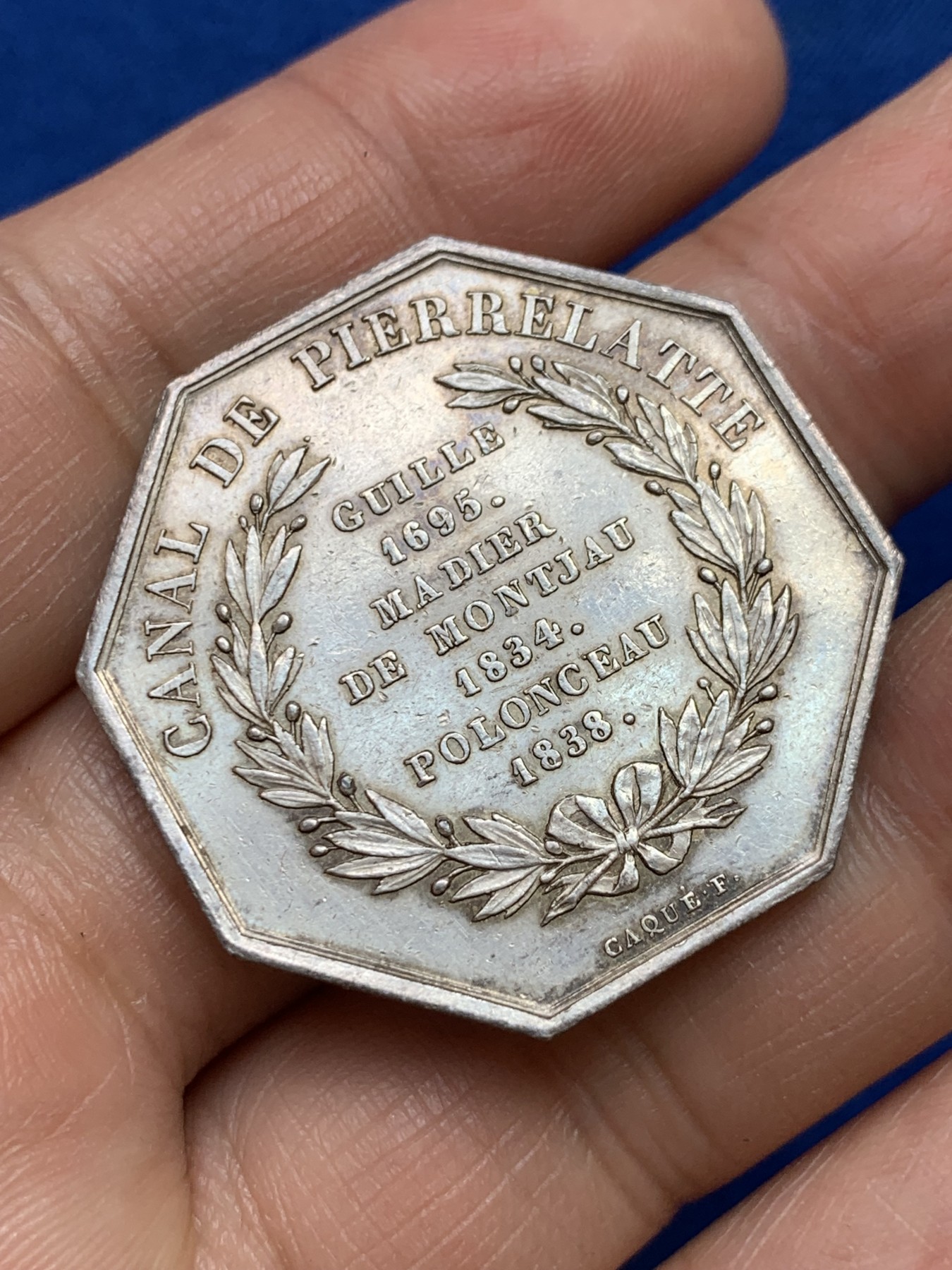 《竞宝斋》第237场- 周日，周一，周二，周日 疯狂4连拍 (全场包邮) 法国JETON银质八角，皮埃尔拉特运河，35.3mm，19.55g，1832-1841年神灯边铭