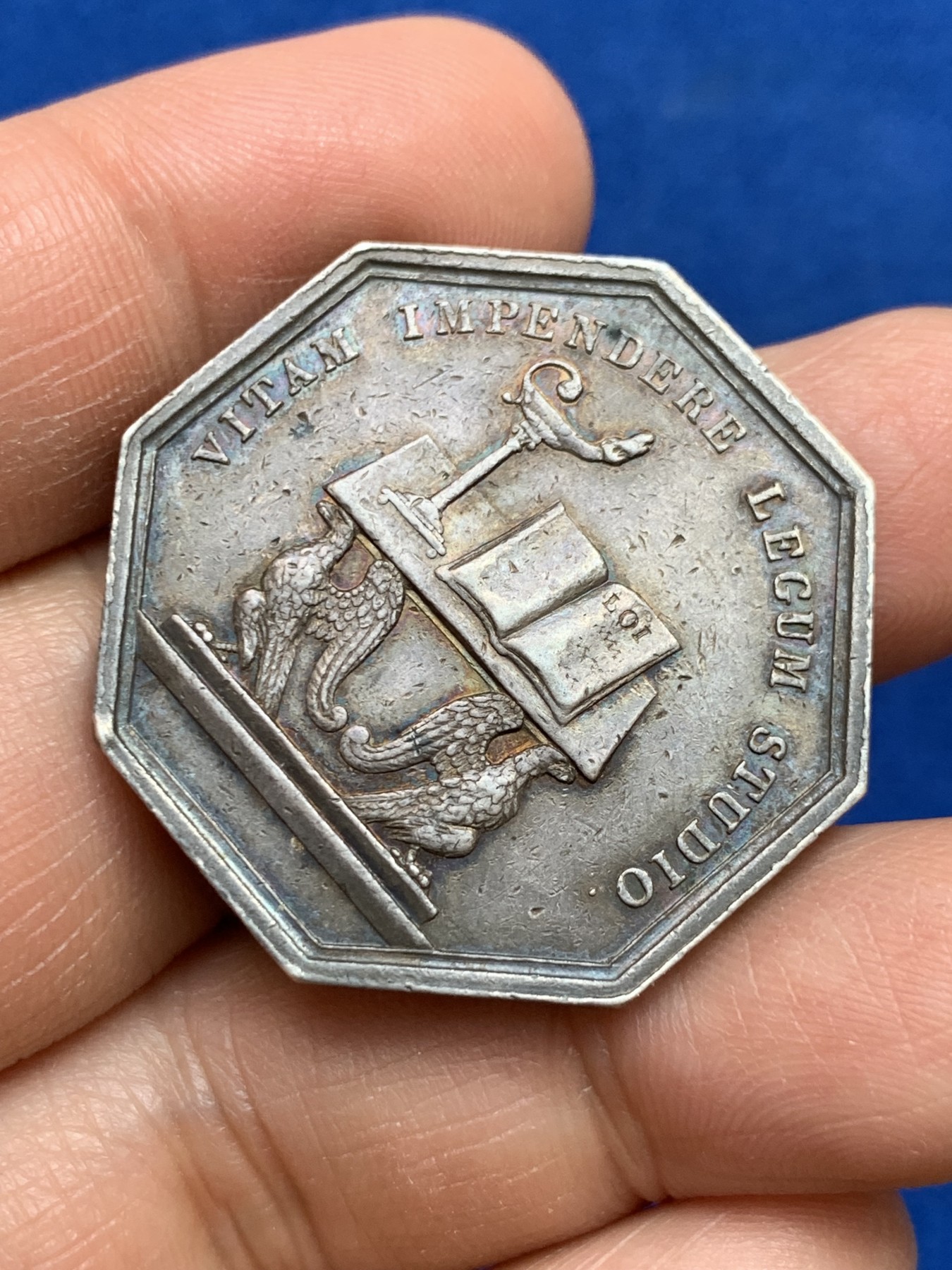 《竞宝斋》第237场- 周日，周一，周二，周日 疯狂4连拍 (全场包邮) 法国八角银质代币，上诉法院和法律辩护，16.73g，33.5mm，早期无边铭