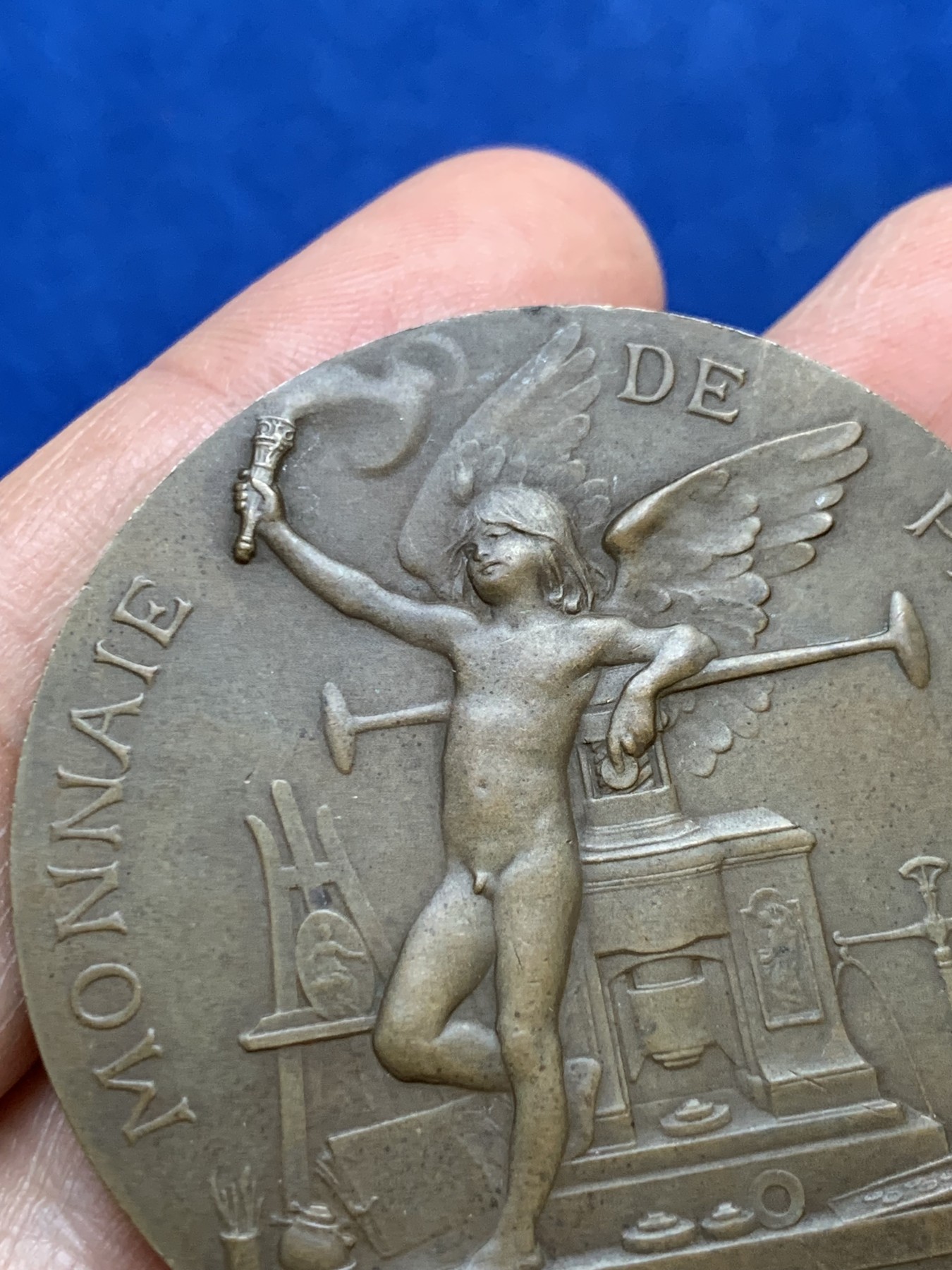 《竞宝斋》第237场- 周日，周一，周二，周日 疯狂4连拍 (全场包邮) 法国“云上天使”巴黎造币厂铜章，59.51g，50.3mm，丰饶角铜标