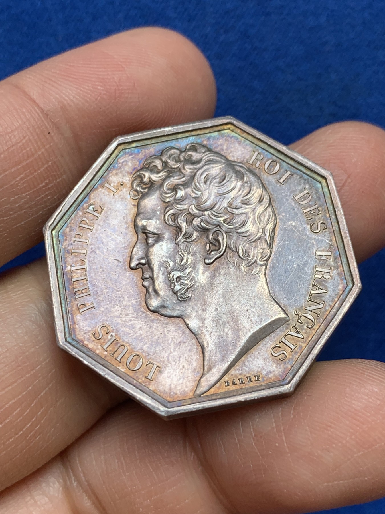 《竞宝斋》第237场- 周日，周一，周二，周日 疯狂4连拍 (全场包邮) 法国波尔多商会八角银质代币，20.52g，33.3mm，早期无边铭