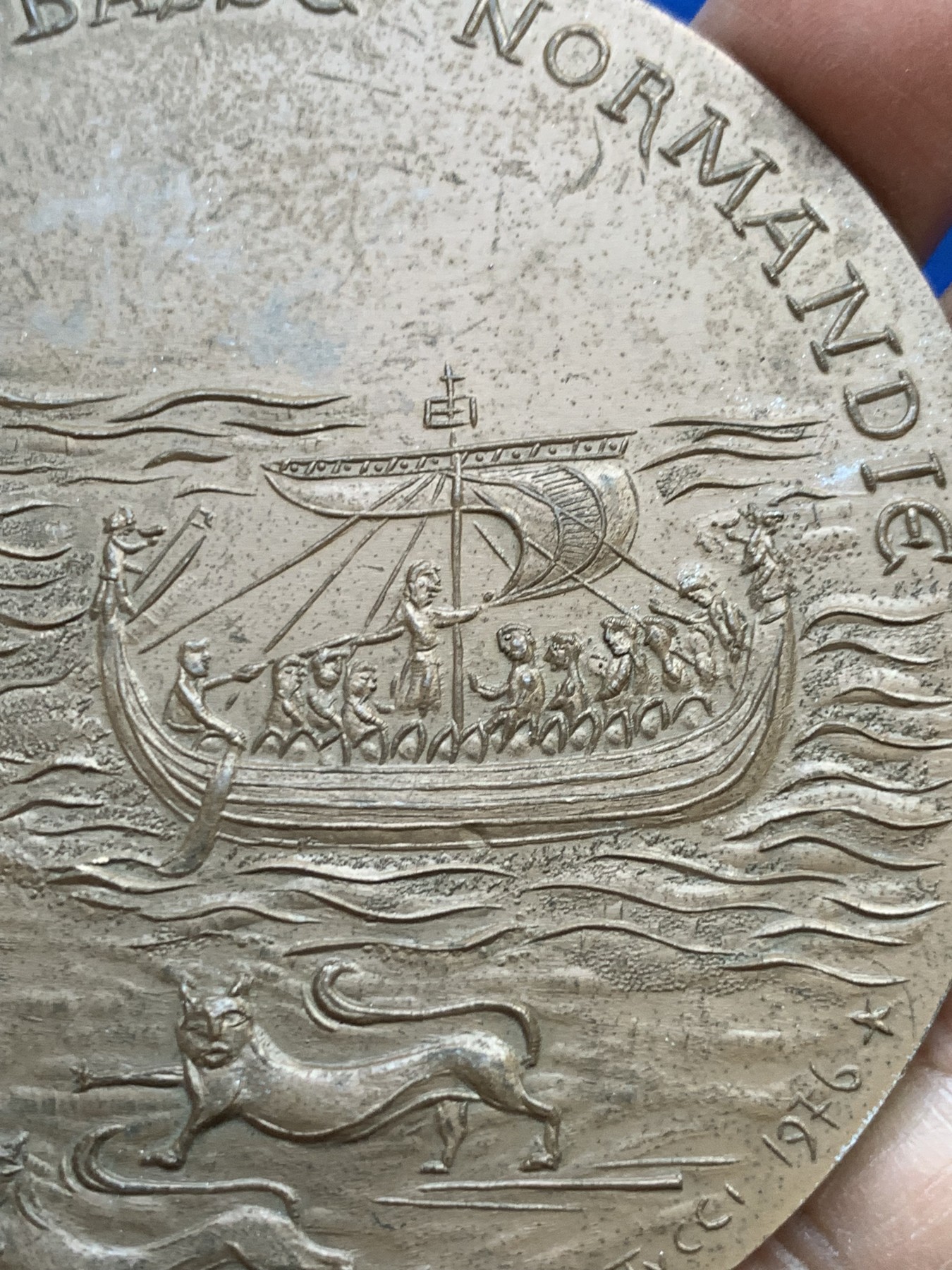 《竞宝斋》第237场- 周日，周一，周二，周日 疯狂4连拍 (全场包邮) 法国下诺曼底地区铜章，246.54g，81mm，1976+丰饶角铜标