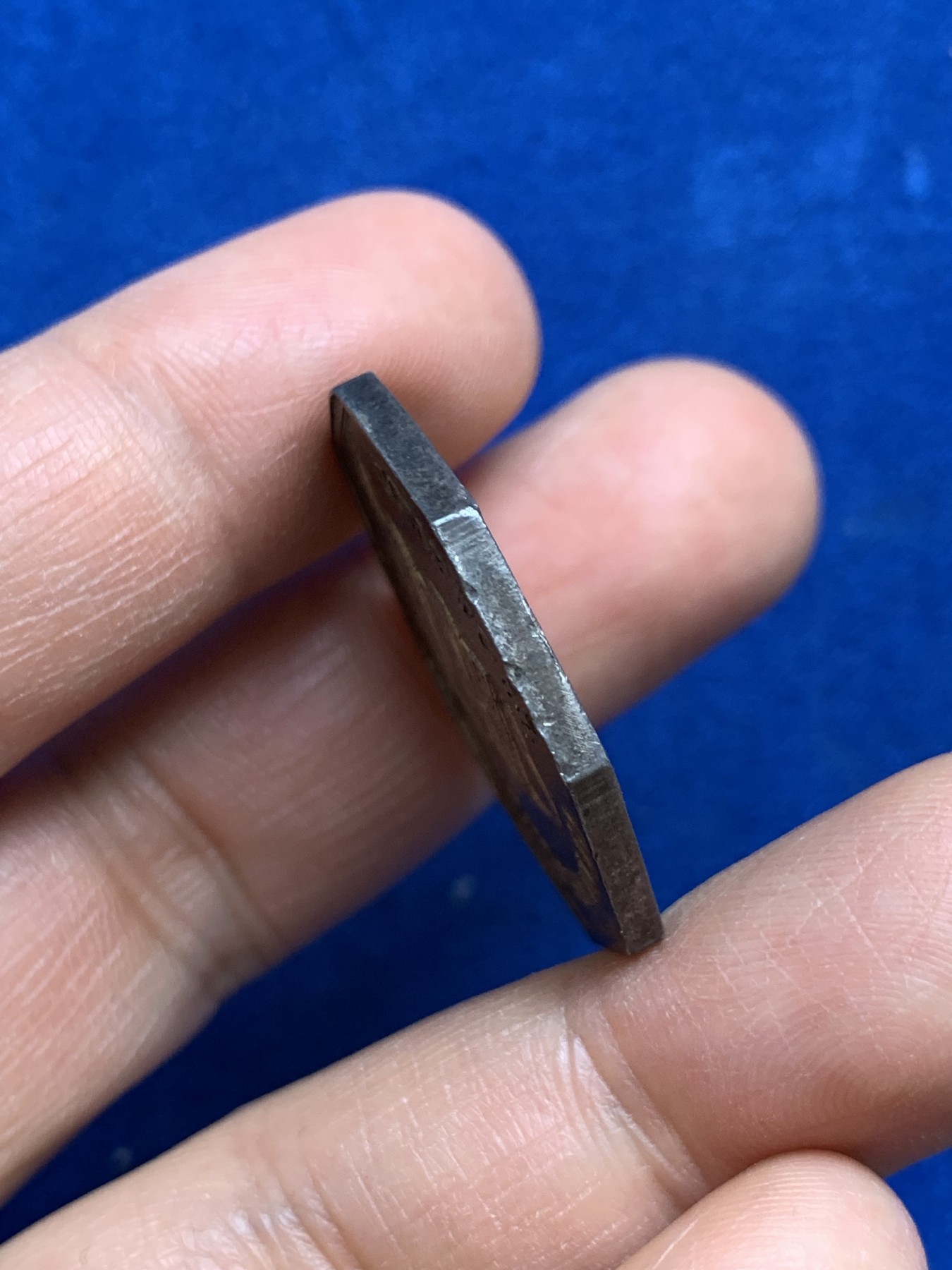 《竞宝斋》第237场- 周日，周一，周二，周日 疯狂4连拍 (全场包邮) 法国八角银质代币，根据波拿巴贸易协定设立的帝国商业柜台，13.78g，30.2mm，早期无边铭