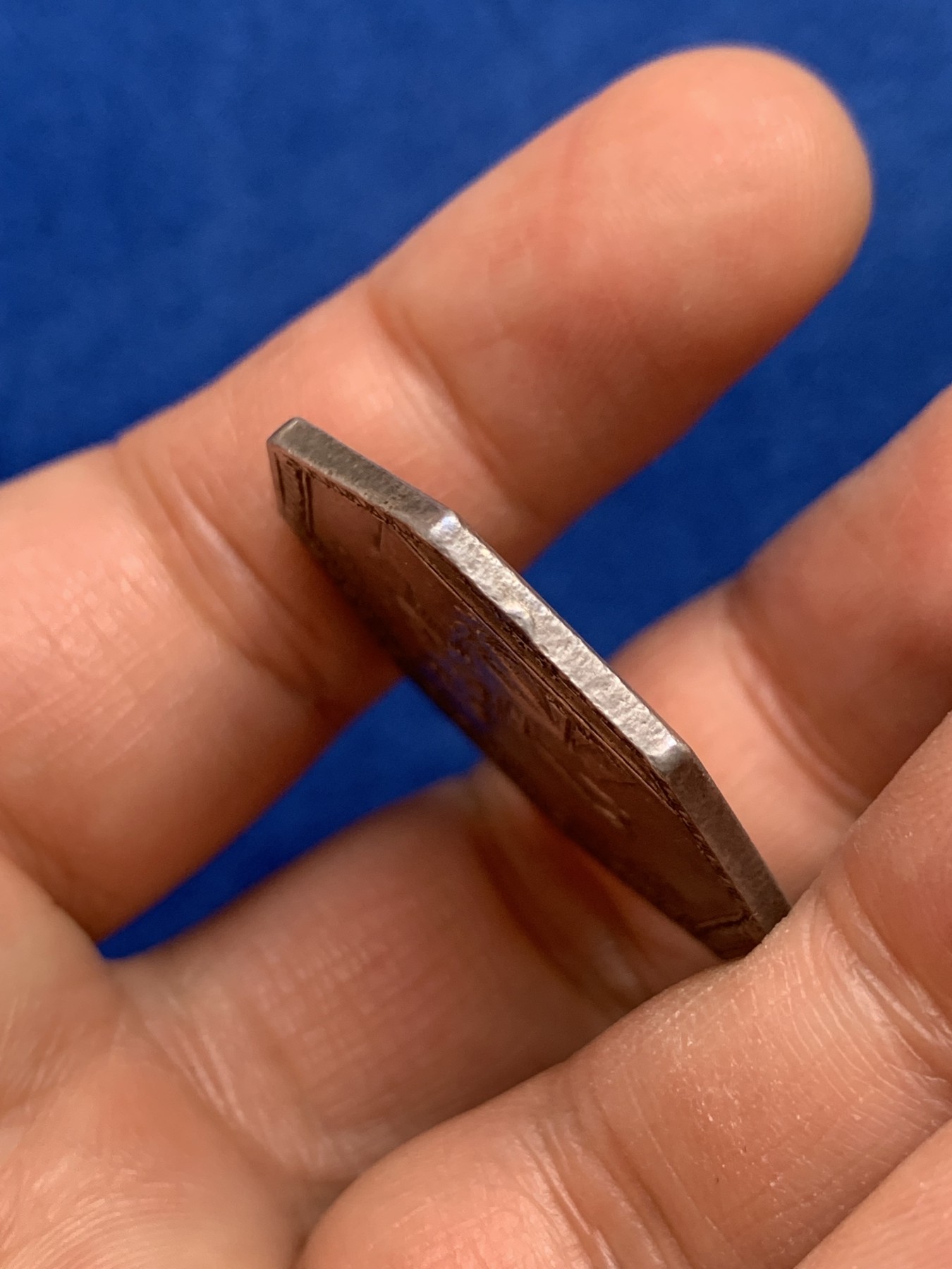 《竞宝斋》第237场- 周日，周一，周二，周日 疯狂4连拍 (全场包邮) 法国八角银章，一审法院法庭，13.37g，32.5mm，早期无边铭