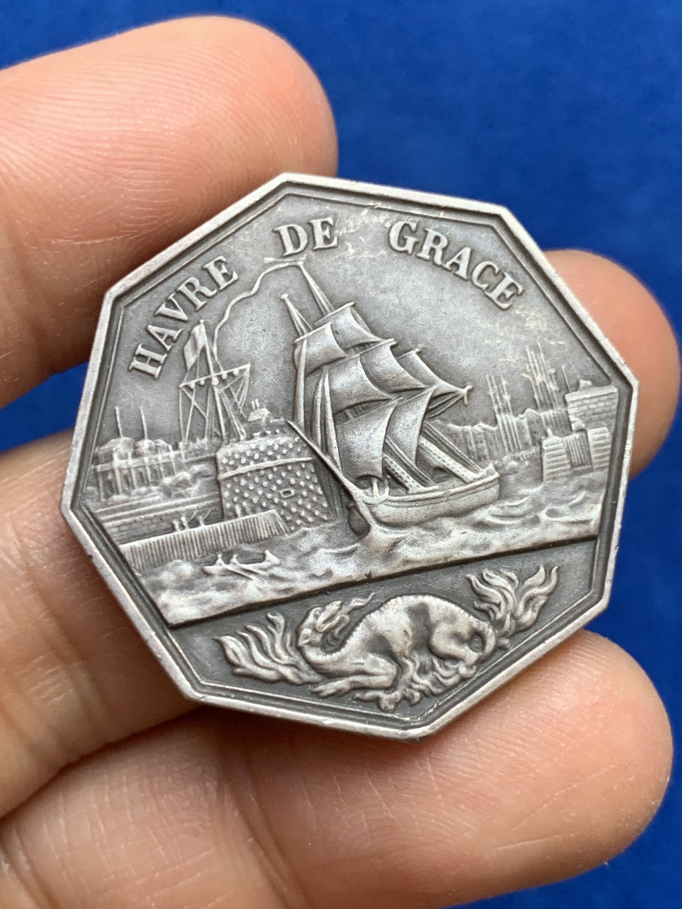 《竞宝斋》第237场- 周日，周一，周二，周日 疯狂4连拍 (全场包邮) 法国勒阿弗尔商会八角银质代币，17.11g，32.3mm，丰饶角+1AR边铭