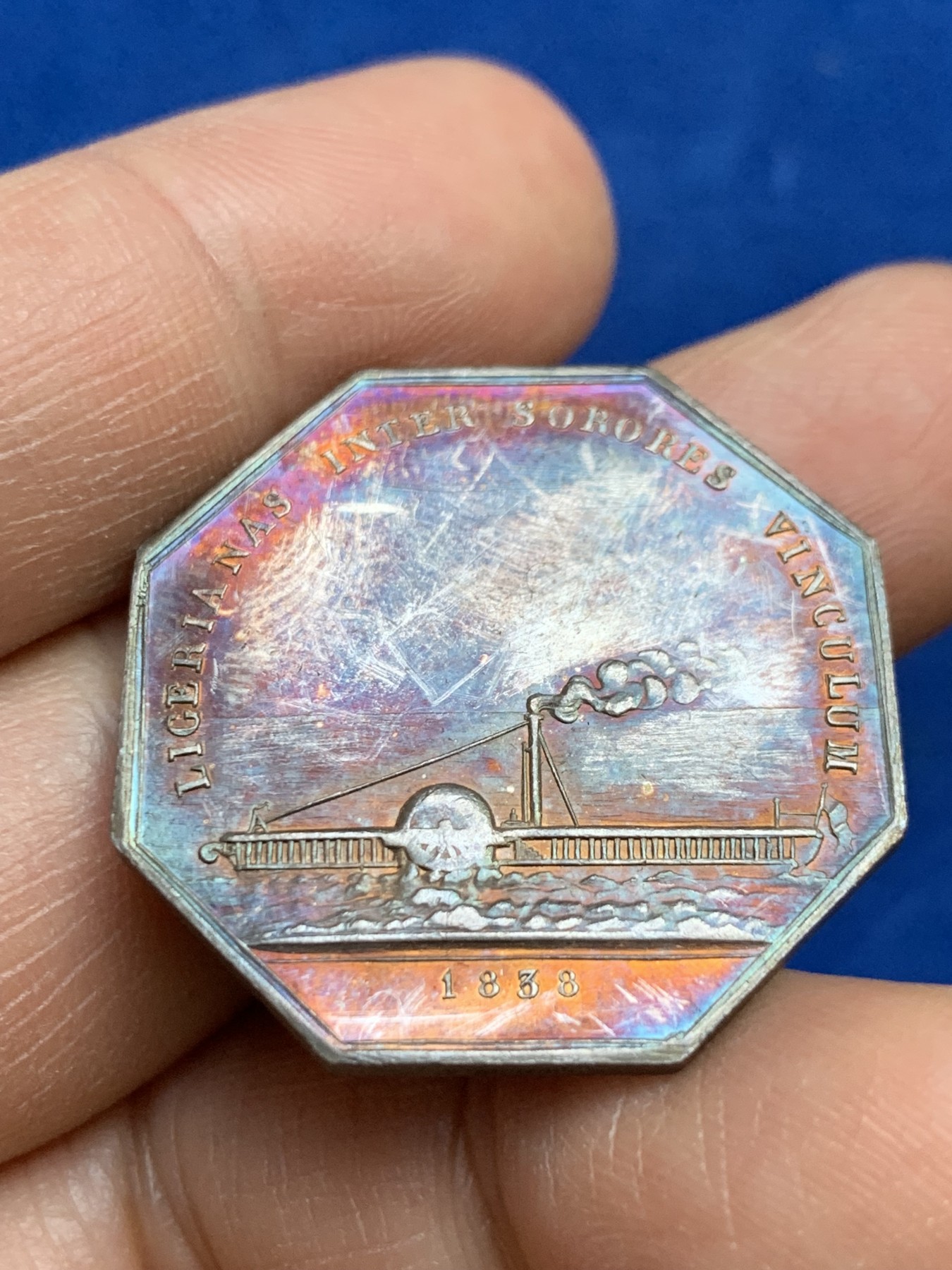 《竞宝斋》第237场- 周日，周一，周二，周日 疯狂4连拍 (全场包邮) 法国卢瓦尔河不可爆炸物八角银质代币，蒸汽轮船，13.14g，30.8mm，船首边铭