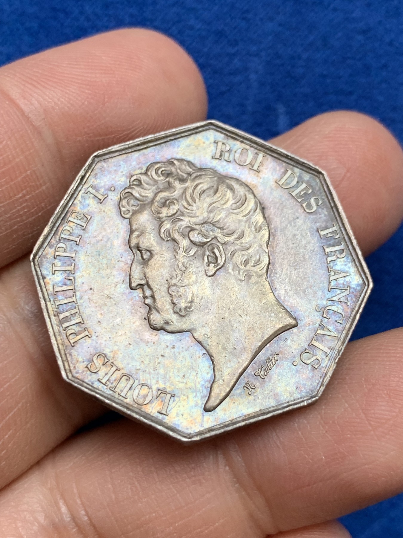 《竞宝斋》第237场- 周日，周一，周二，周日 疯狂4连拍 (全场包邮) 法国勒阿弗尔商会八角银质代币，13.89g，31.8mm，神灯边铭