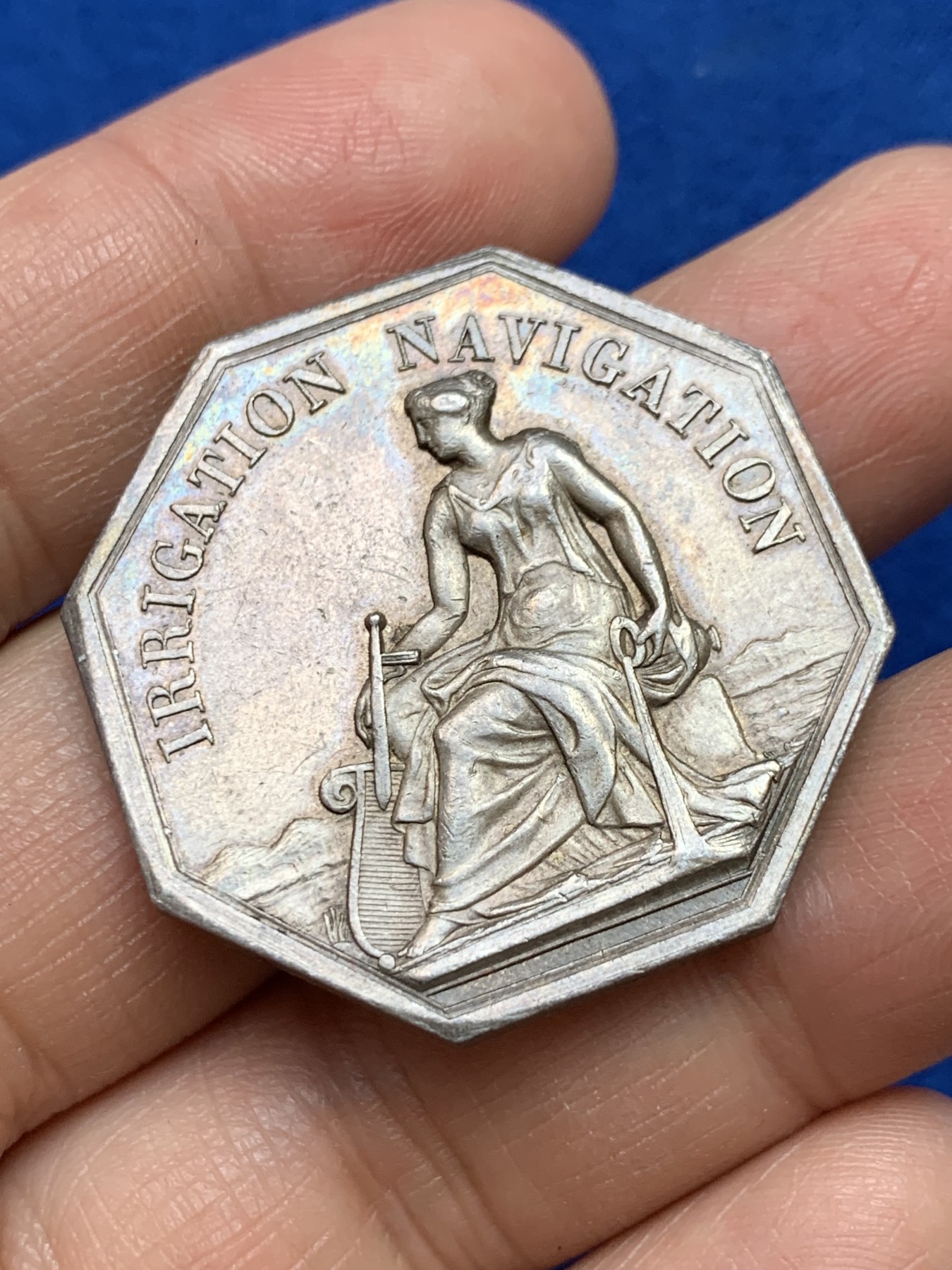 《竞宝斋》第237场- 周日，周一，周二，周日 疯狂4连拍 (全场包邮) 法国JETON银质八角，皮埃尔拉特运河，35.3mm，19.55g，1832-1841年神灯边铭