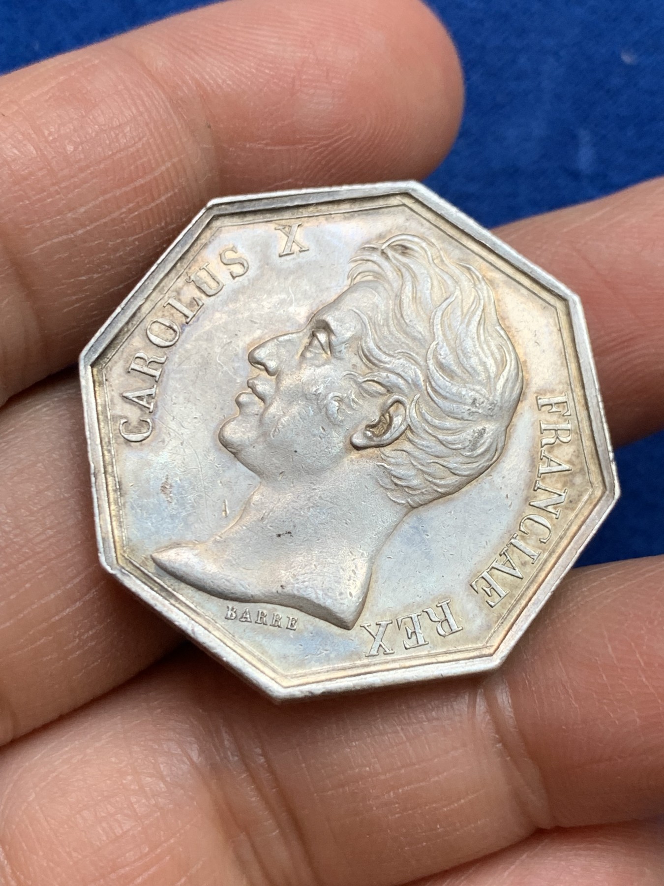 《竞宝斋》第237场- 周日，周一，周二，周日 疯狂4连拍 (全场包邮) 法国查理十世时期波尔多商会八角银质代币，20.52g，33.3mm，早期无边铭