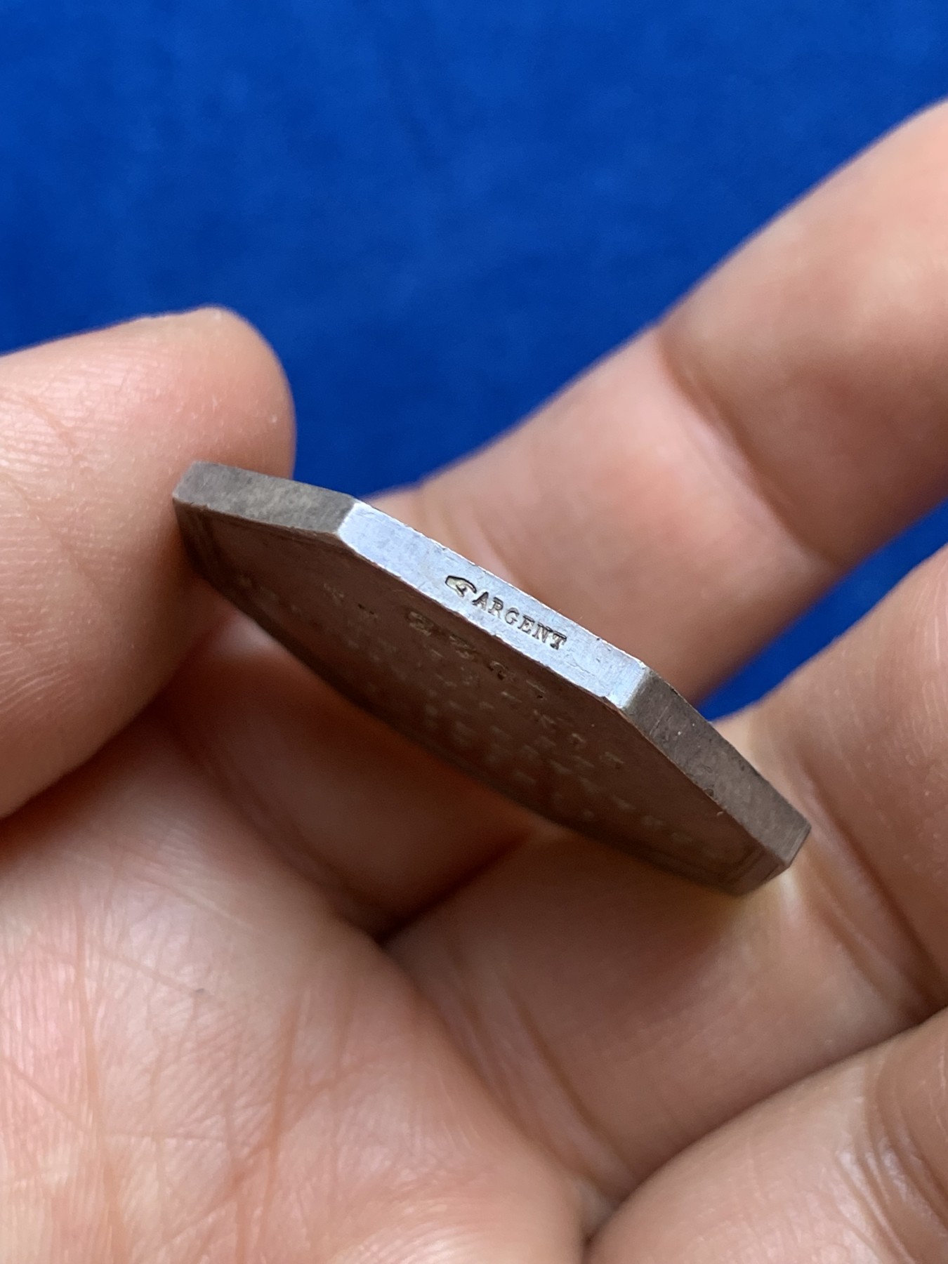 《竞宝斋》第237场- 周日，周一，周二，周日 疯狂4连拍 (全场包邮) 法国勒阿弗尔海事保险公司，14.82g，31.8mm，手指边铭，黄油彩