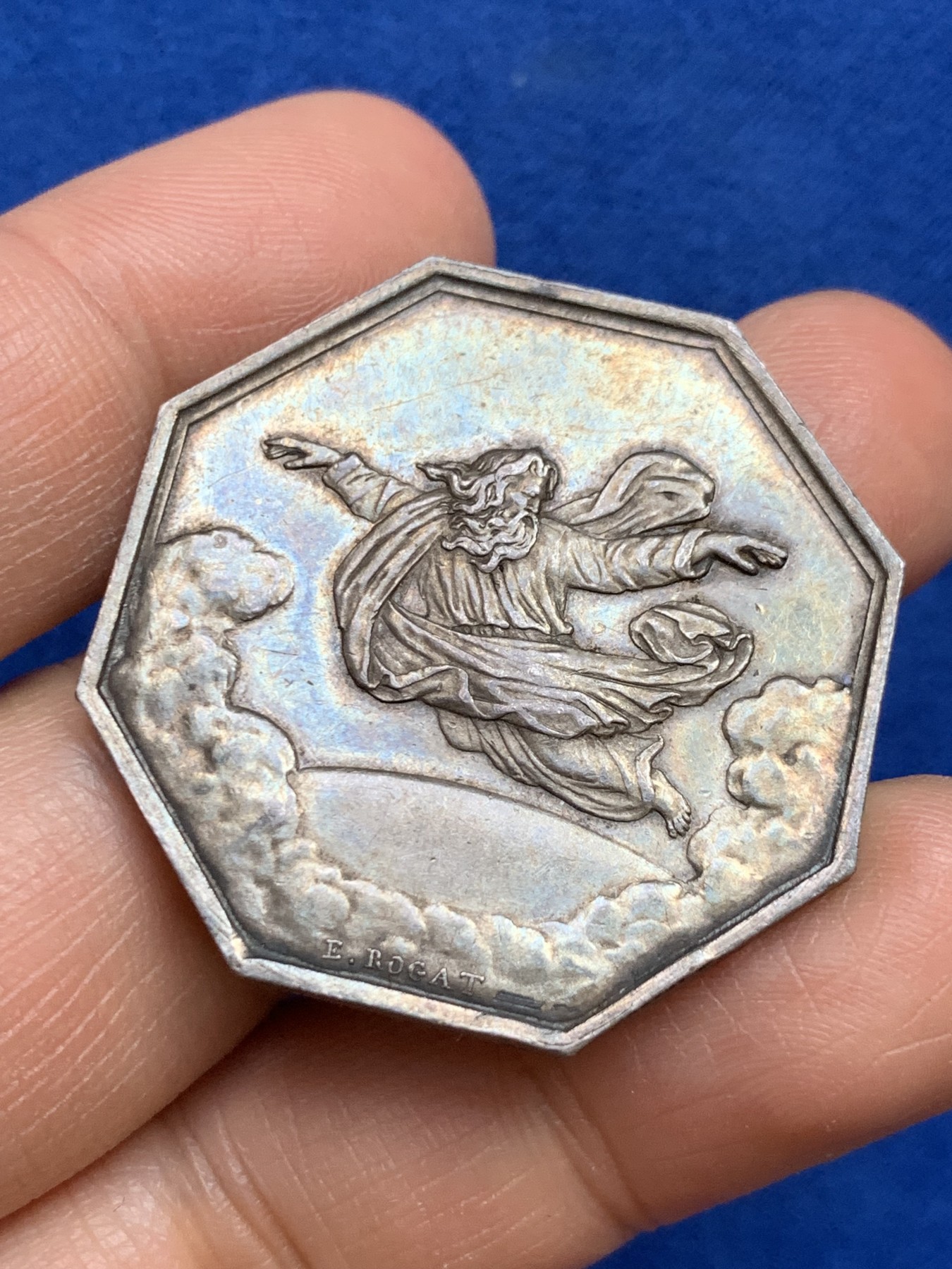 《竞宝斋》第237场- 周日，周一，周二，周日 疯狂4连拍 (全场包邮) 法国八角银章，天父保险公司，飞天的宙斯，重量19.78克，对边直径36.3毫米，1860-1879年蜜蜂边铭