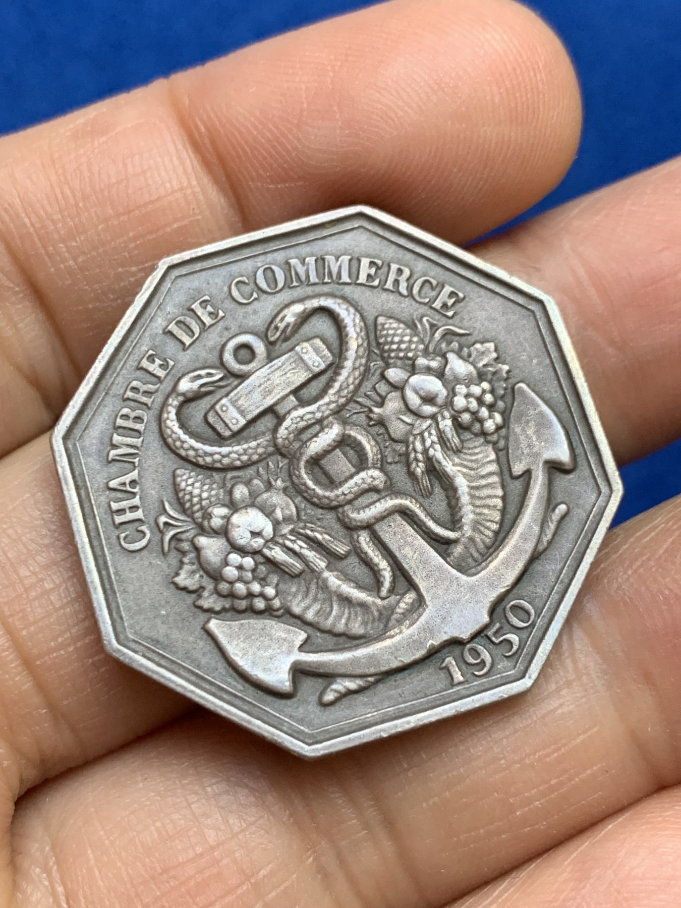 《竞宝斋》第237场- 周日，周一，周二，周日 疯狂4连拍 (全场包邮) 法国勒阿弗尔商会八角银质代币，17.11g，32.3mm，丰饶角+1AR边铭