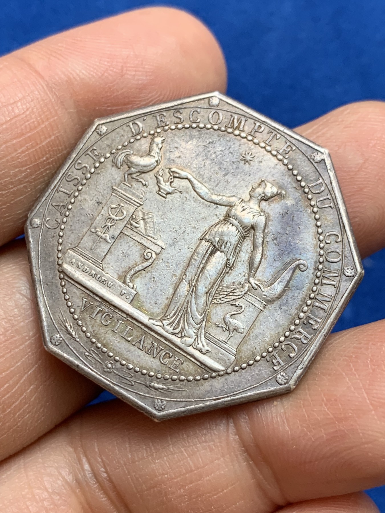 《竞宝斋》第237场- 周日，周一，周二，周日 疯狂4连拍 (全场包邮) 法国帝国商业折扣银行八角银质代币，13.90g，34.2mm，早期无边铭