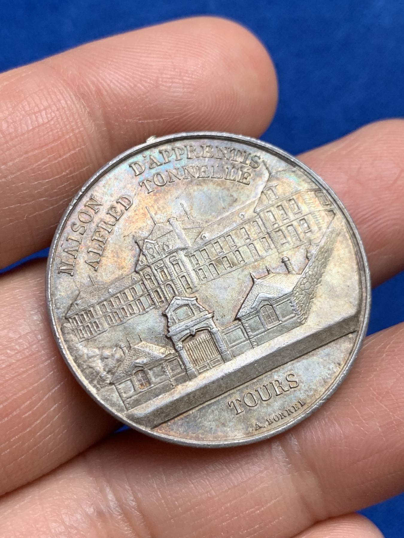 《竞宝斋》第237场- 周日，周一，周二，周日 疯狂4连拍 (全场包邮) 法国银质jeton，图尔医学院，15.98g，33mm，丰饶角边铭，去吊环