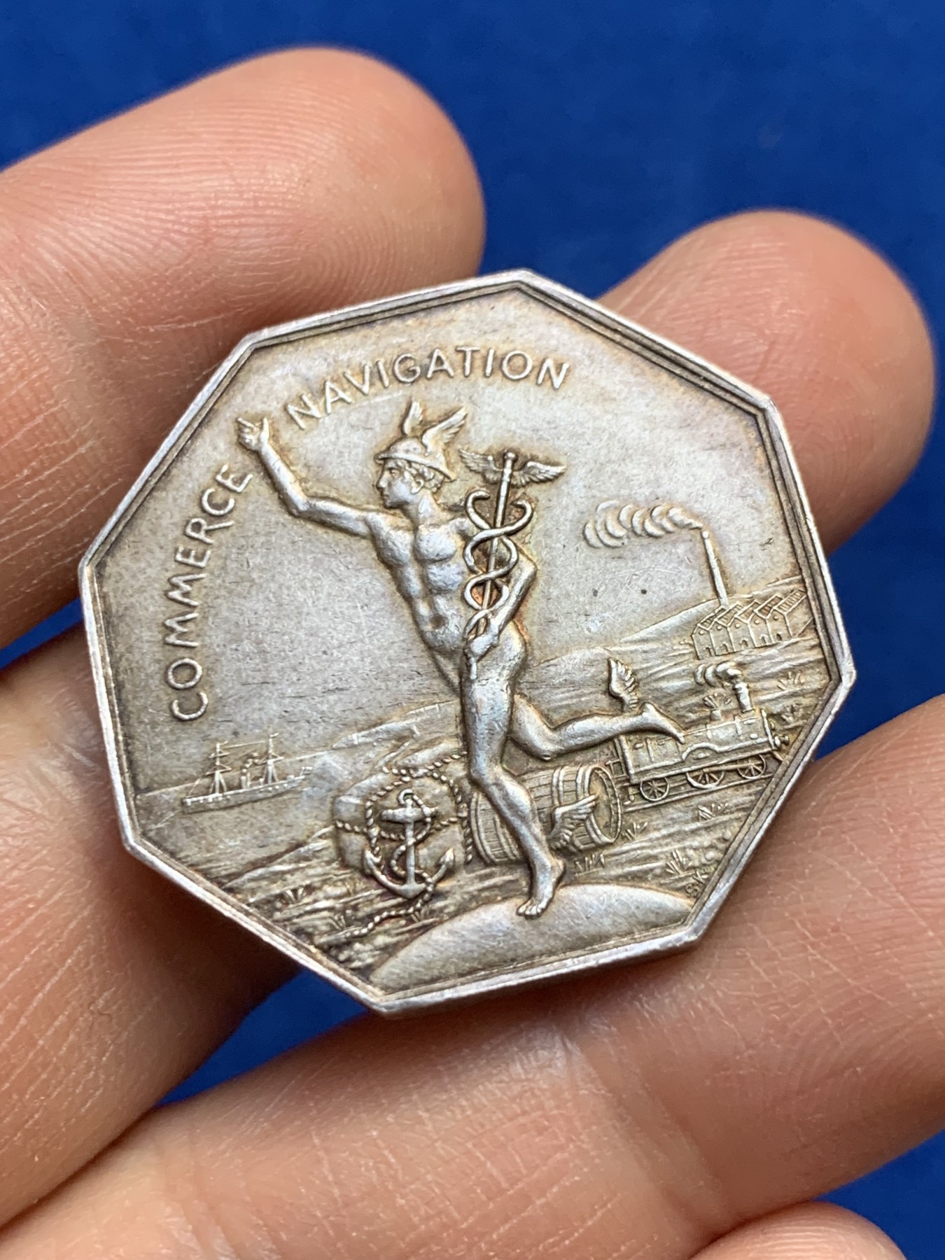 《竞宝斋》第237场- 周日，周一，周二，周日 疯狂4连拍 (全场包邮) 法国八角银质代币，罗纳商会，奔跑的墨丘利，16.45g，32mm，丰饶角边铭