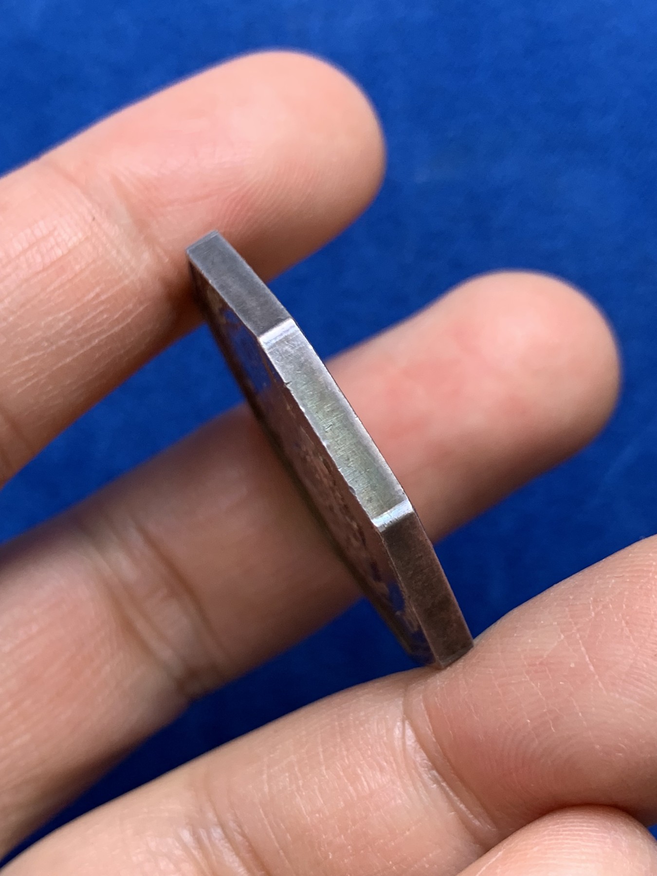 《竞宝斋》第237场- 周日，周一，周二，周日 疯狂4连拍 (全场包邮) 法国波尔多商会八角银质代币，20.52g，33.3mm，早期无边铭