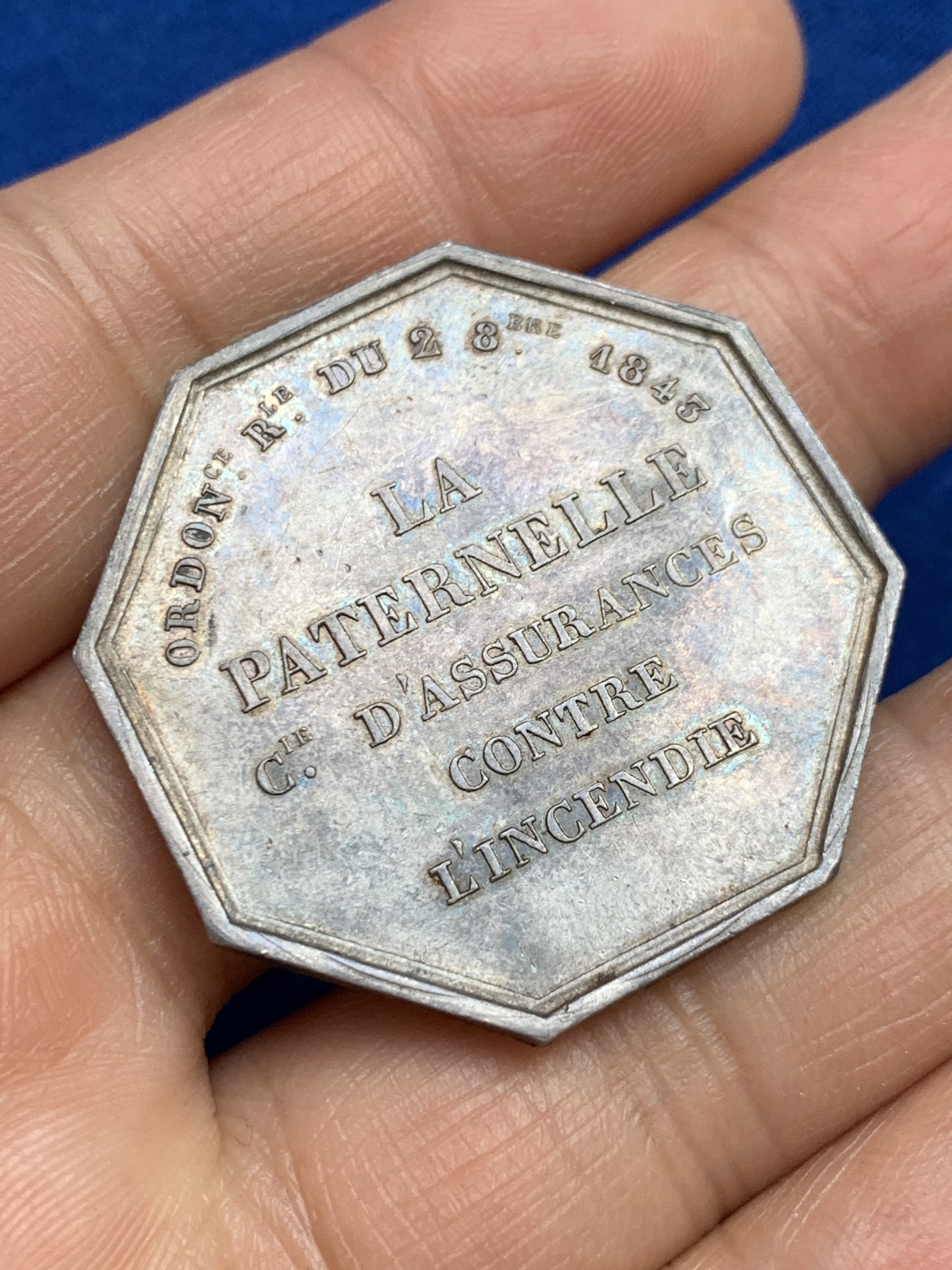 《竞宝斋》第237场- 周日，周一，周二，周日 疯狂4连拍 (全场包邮) 法国八角银章，天父保险公司，飞天的宙斯，重量19.78克，对边直径36.3毫米，1860-1879年蜜蜂边铭