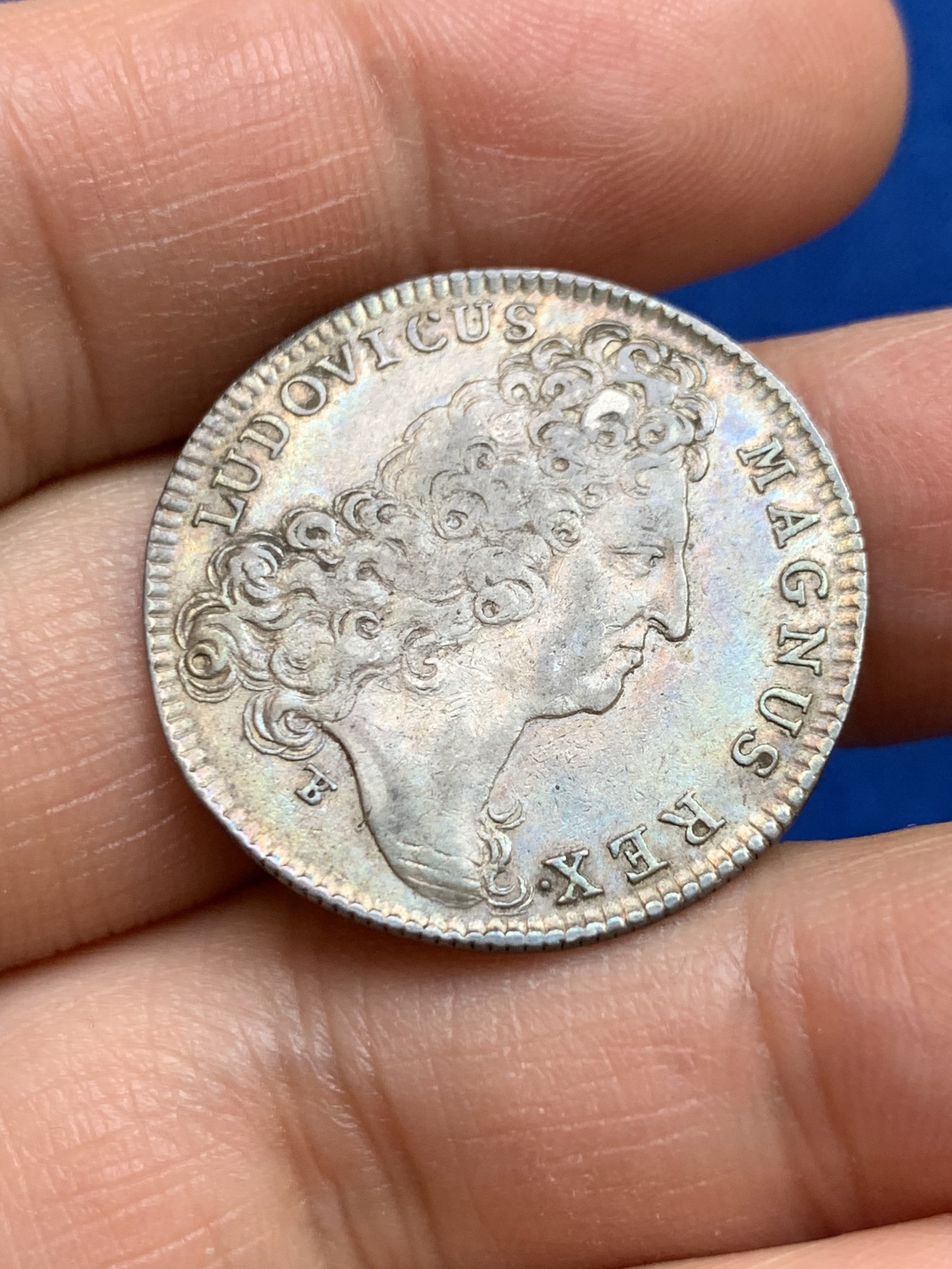 《竞宝斋》第237场- 周日，周一，周二，周日 疯狂4连拍 (全场包邮) 法国1706年路易十四时期巴黎行政管理局银质jeton，6.09g，28.6mm，