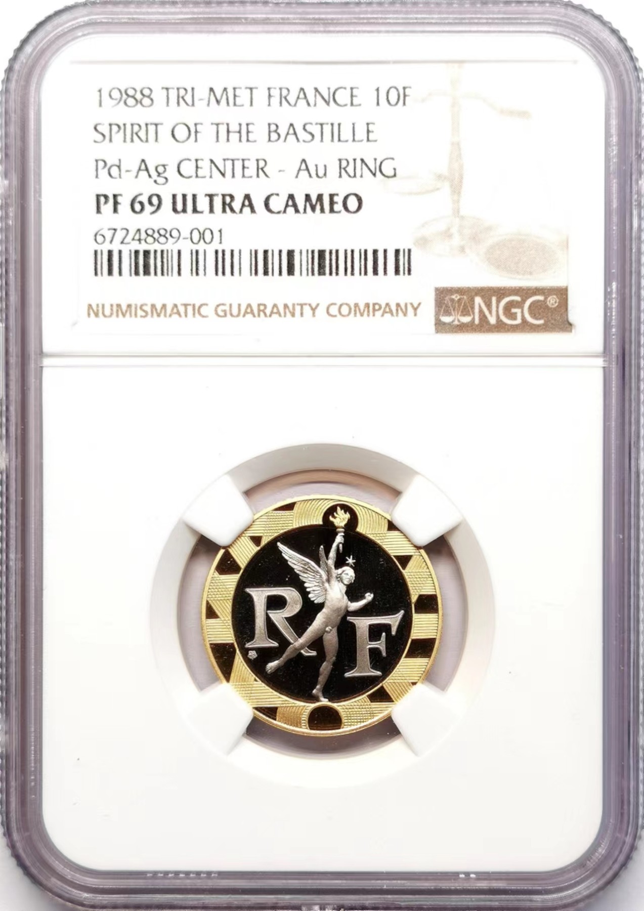 凡希社世界钱币微拍第二百五十九期 1988法国巴士底狱精神鼓舞法兰西10法郎三金属币NGC-PF69UC 收藏级品相，影响整体历史走向的重大事件，币环银钯合金，币芯920金，具体规格见附图三。