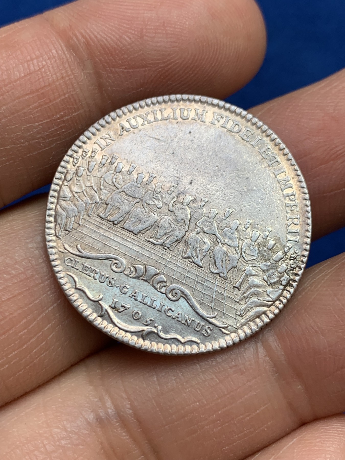 《竞宝斋》第237场- 周日，周一，周二，周日 疯狂4连拍 (全场包邮) 法国1705年牧师集会纪念银质代币，8.53g，29.6mm