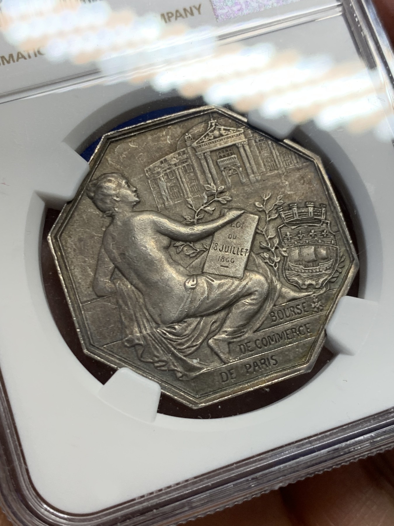 《竞宝斋》第237场- 周日，周一，周二，周日 疯狂4连拍 (全场包邮) NGC MS62 法国  巴黎证券交易所经纪代理人 银质八角代币 首拍品种，少见 