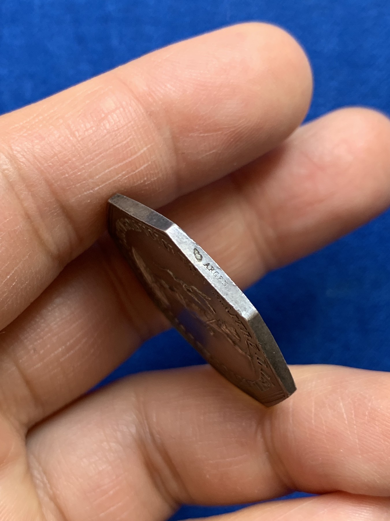 《竞宝斋》第237场- 周日，周一，周二，周日 疯狂4连拍 (全场包邮) 法国爱情与婚姻信物八角银质代币，双面神亚努斯，背丘比特，13.63g，30.8mm，丰饶角边铭