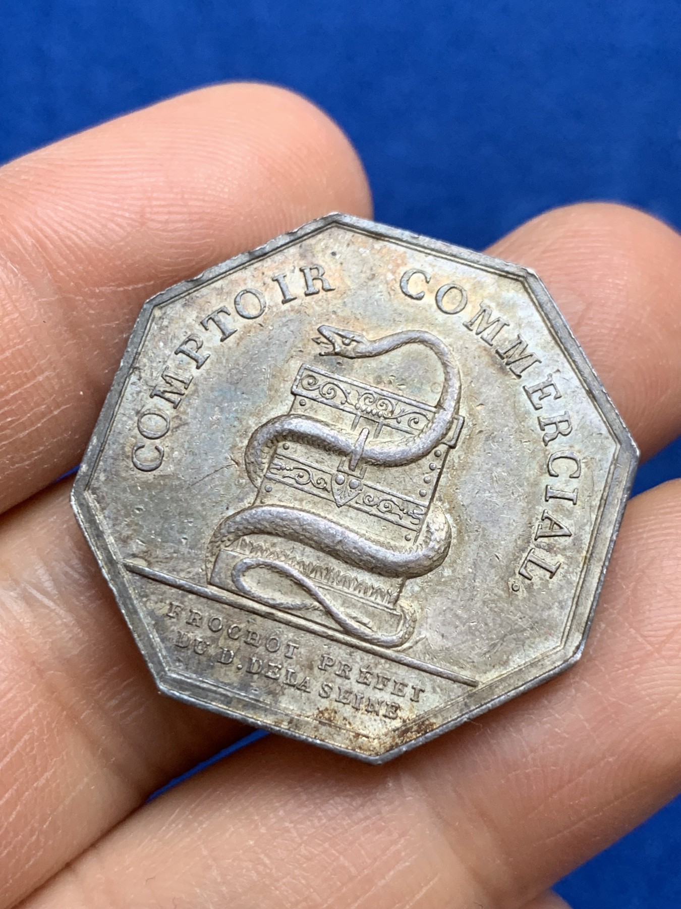 《竞宝斋》第237场- 周日，周一，周二，周日 疯狂4连拍 (全场包邮) 法国八角银质代币，根据波拿巴贸易协定设立的帝国商业柜台，13.78g，30.2mm，早期无边铭