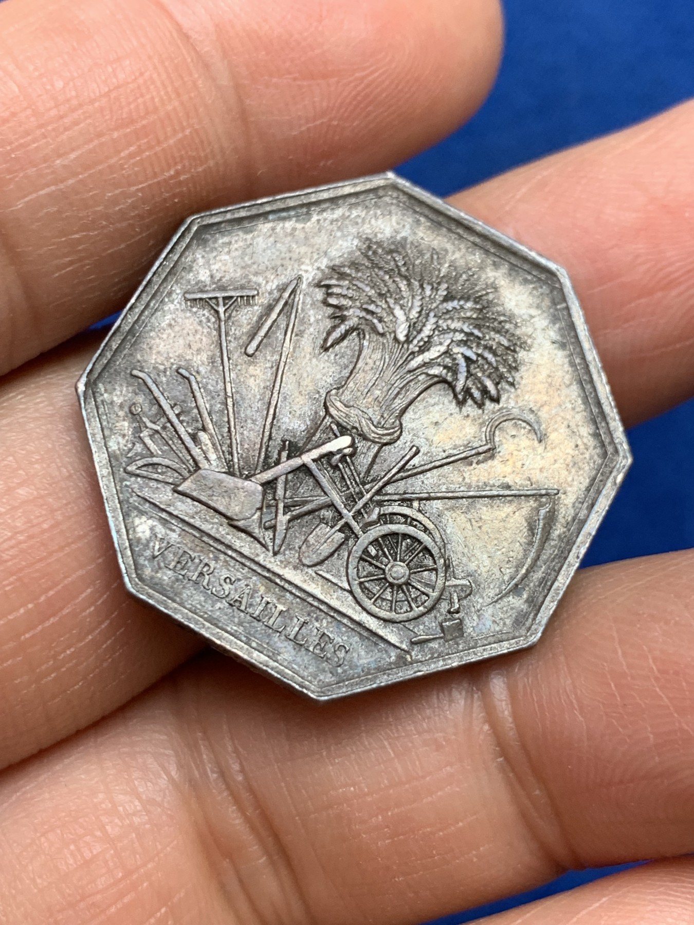 《竞宝斋》第237场- 周日，周一，周二，周日 疯狂4连拍 (全场包邮) 法国八角银质代币，塞纳河和瓦兹省的帝国农业和艺术，11.57g，29.2mm，蜜蜂边铭