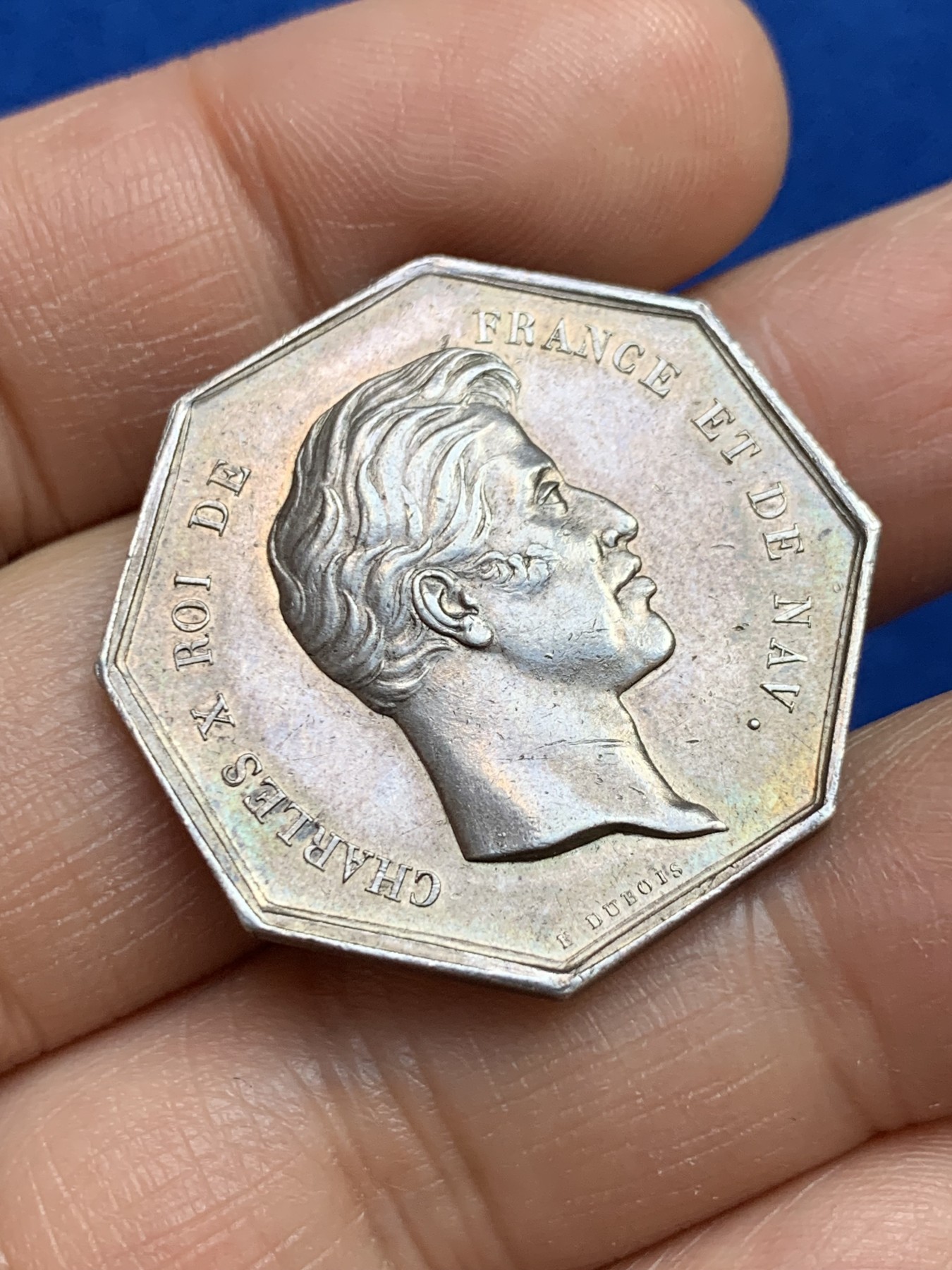 《竞宝斋》第237场- 周日，周一，周二，周日 疯狂4连拍 (全场包邮) 法国八角银质代币，奥尔良科学与艺术协会，11.76g，30.6mm，早期无边铭，云端上的太阳神阿波罗与智慧女神密涅瓦